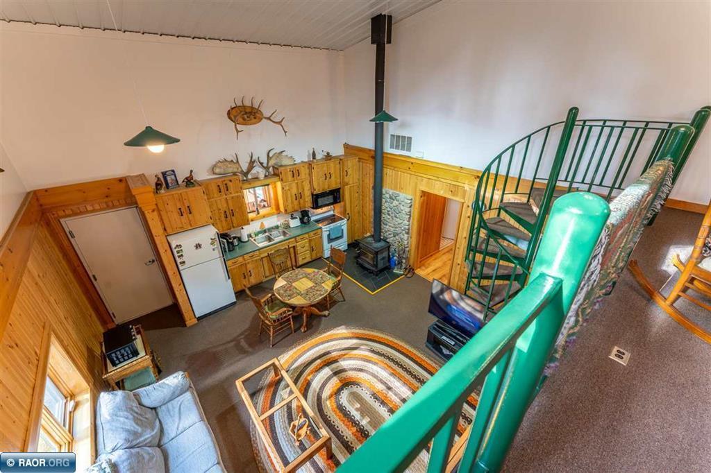 1317 N Highway 21