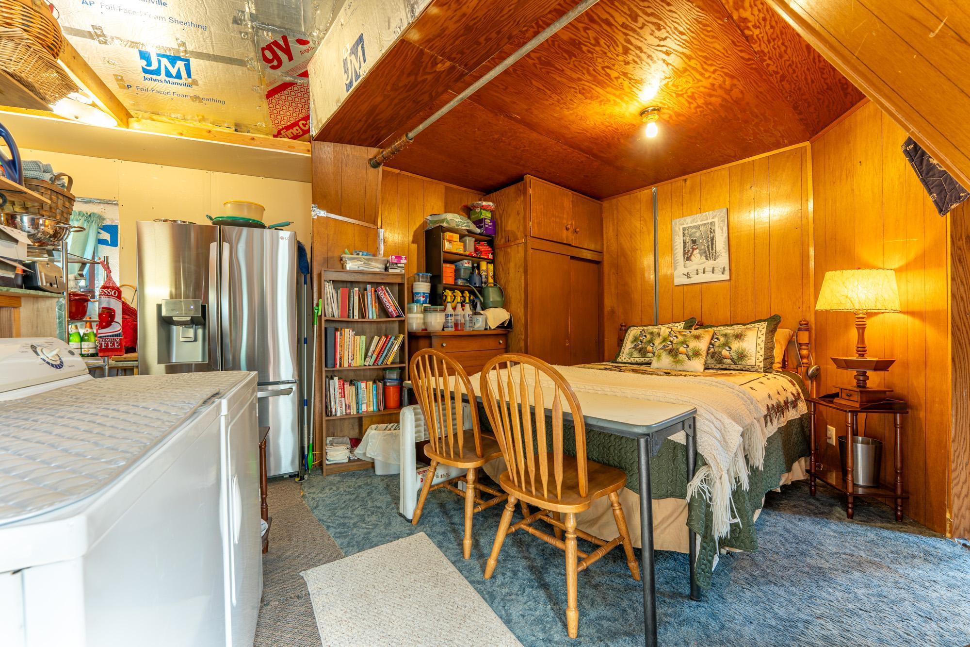 3382 Breezy Point Road