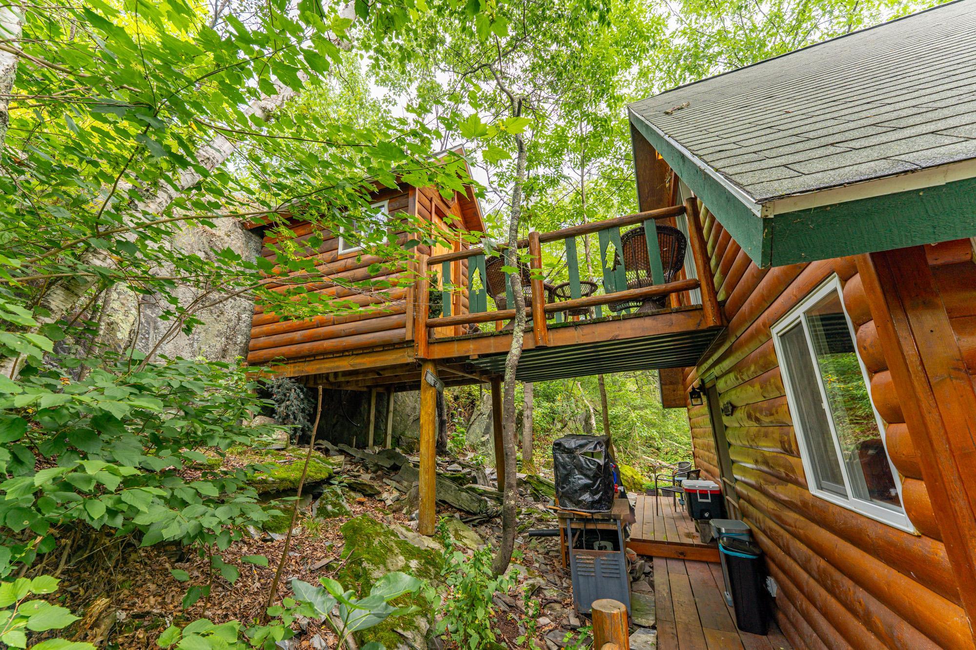 95608 Pine Island