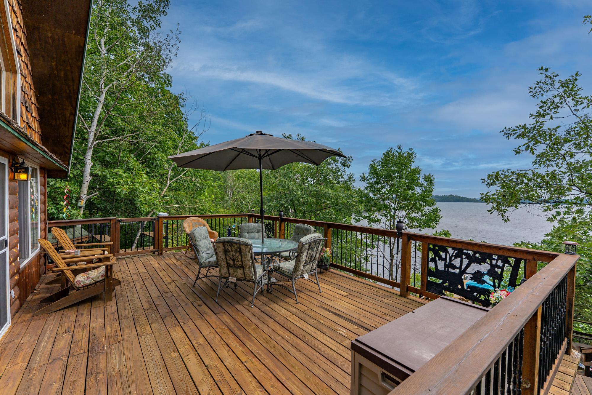 95608 Pine Island