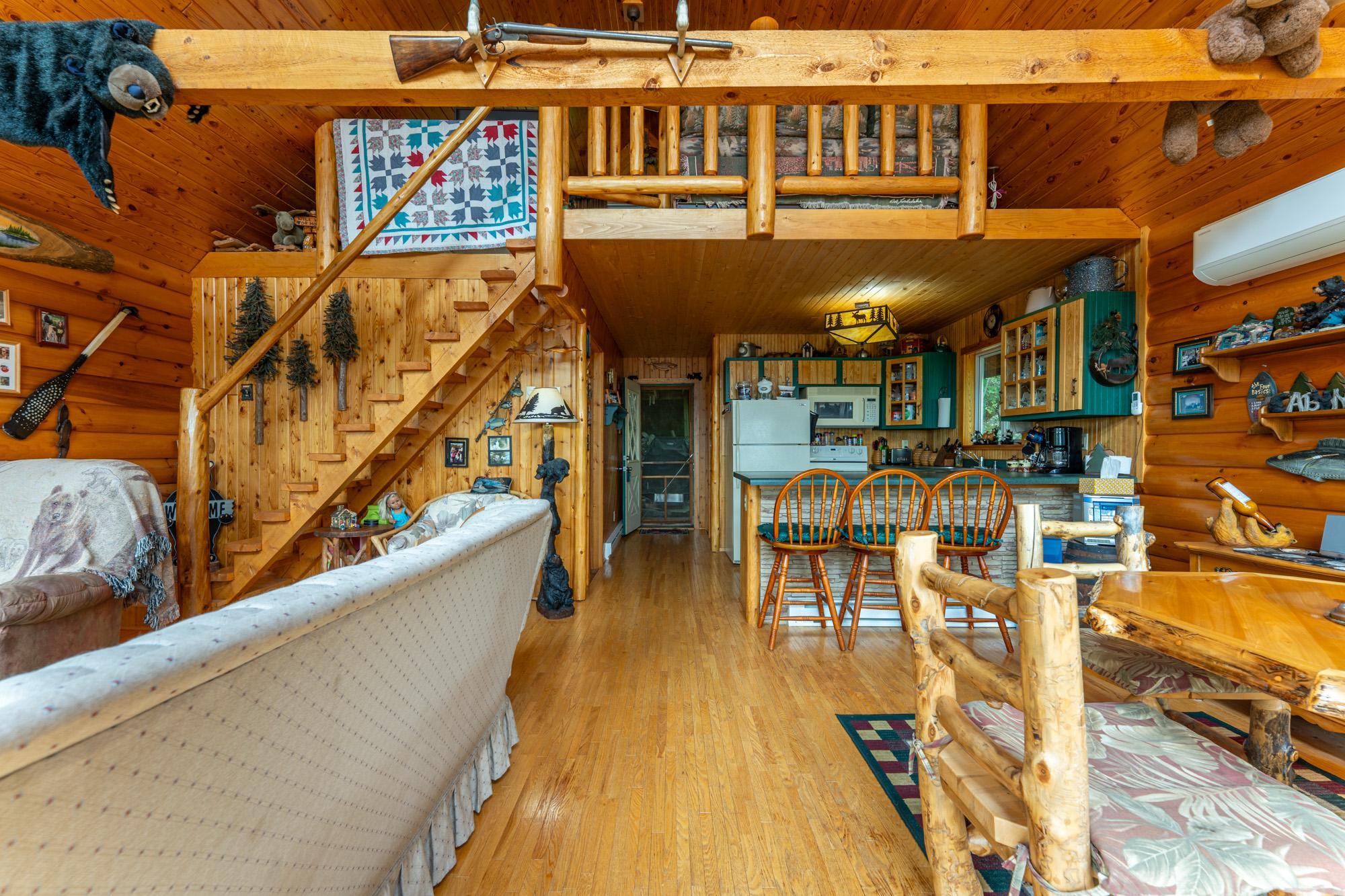 95608 Pine Island