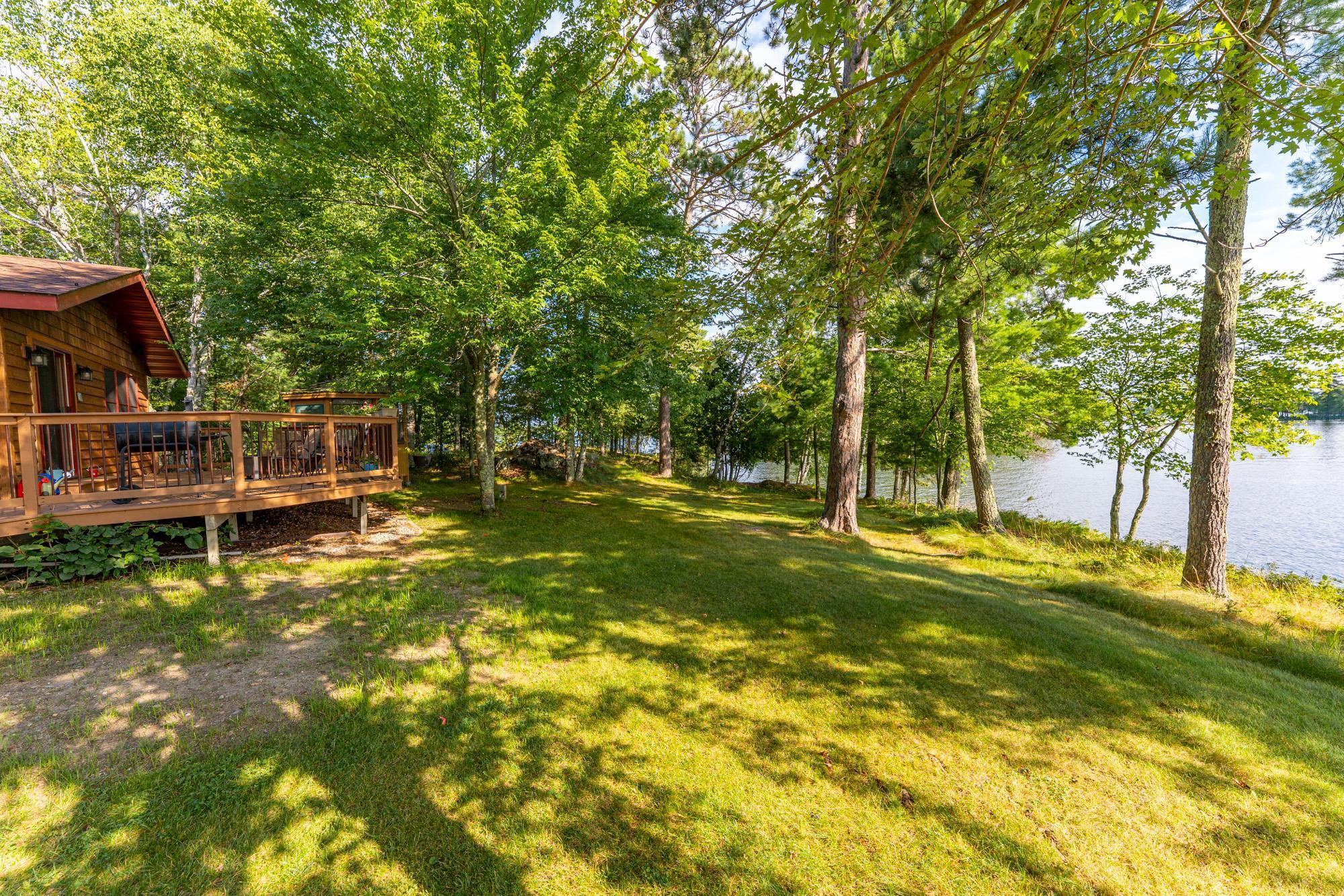 8947 E Wakemup Village Road