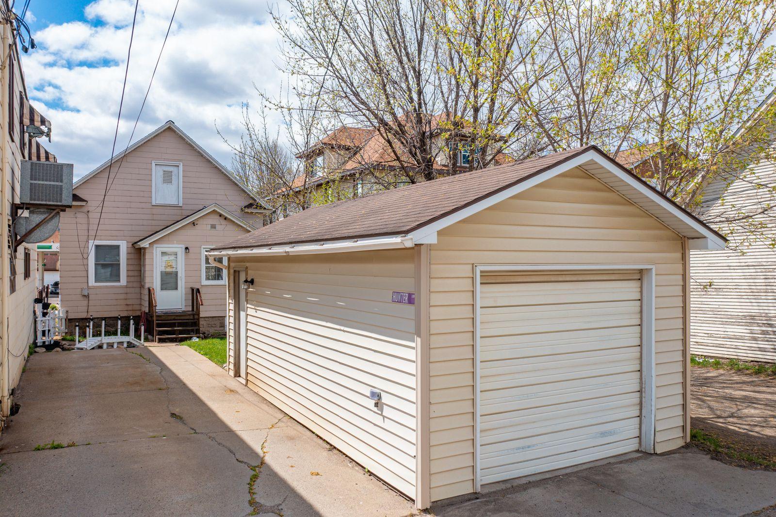 203 3rd Street S