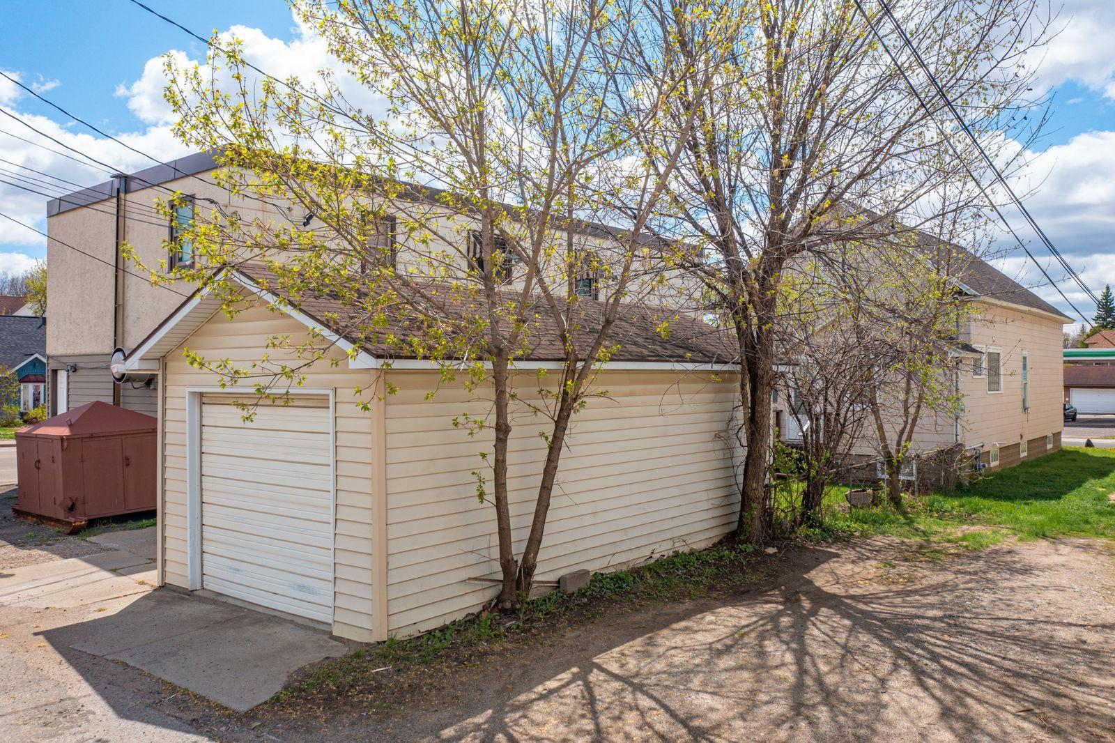 203 3rd Street S