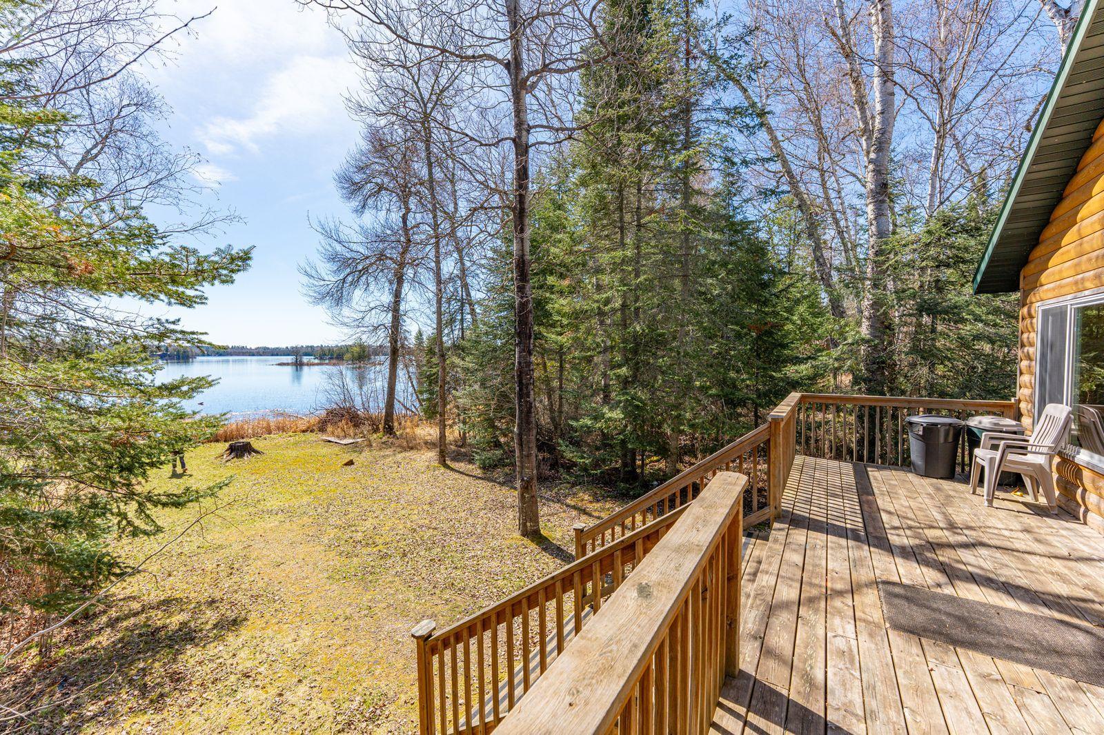 5327 Pine Island N