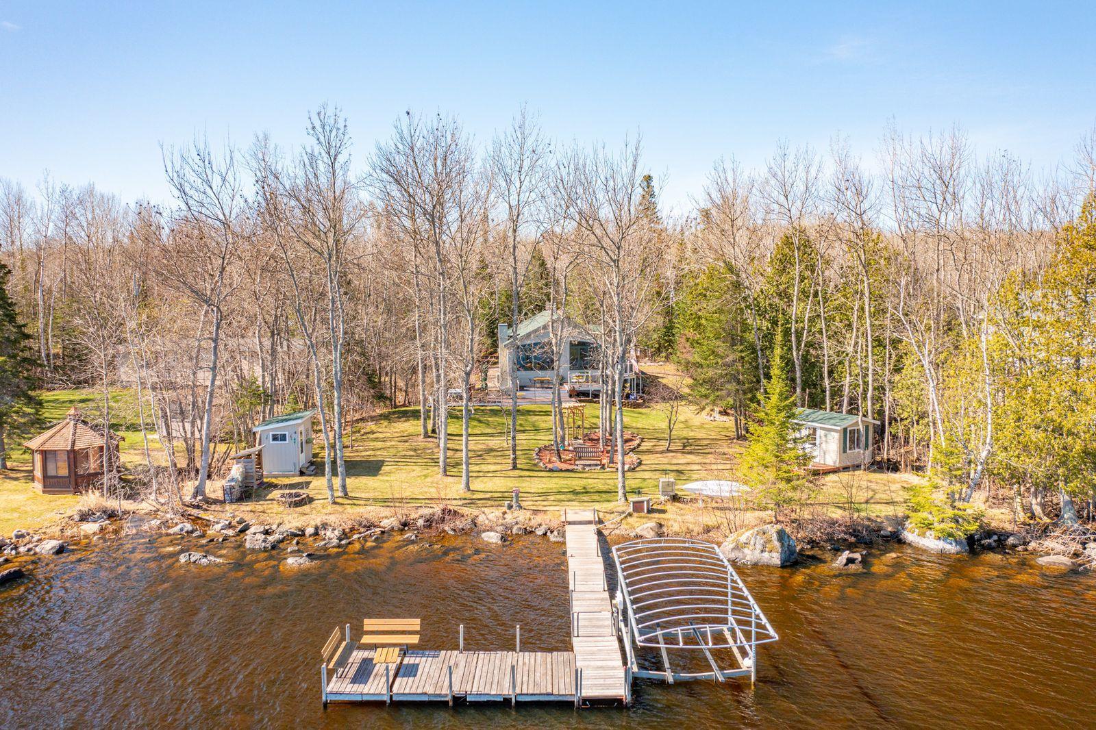 4452 Moccasin Point Rd Bypass
