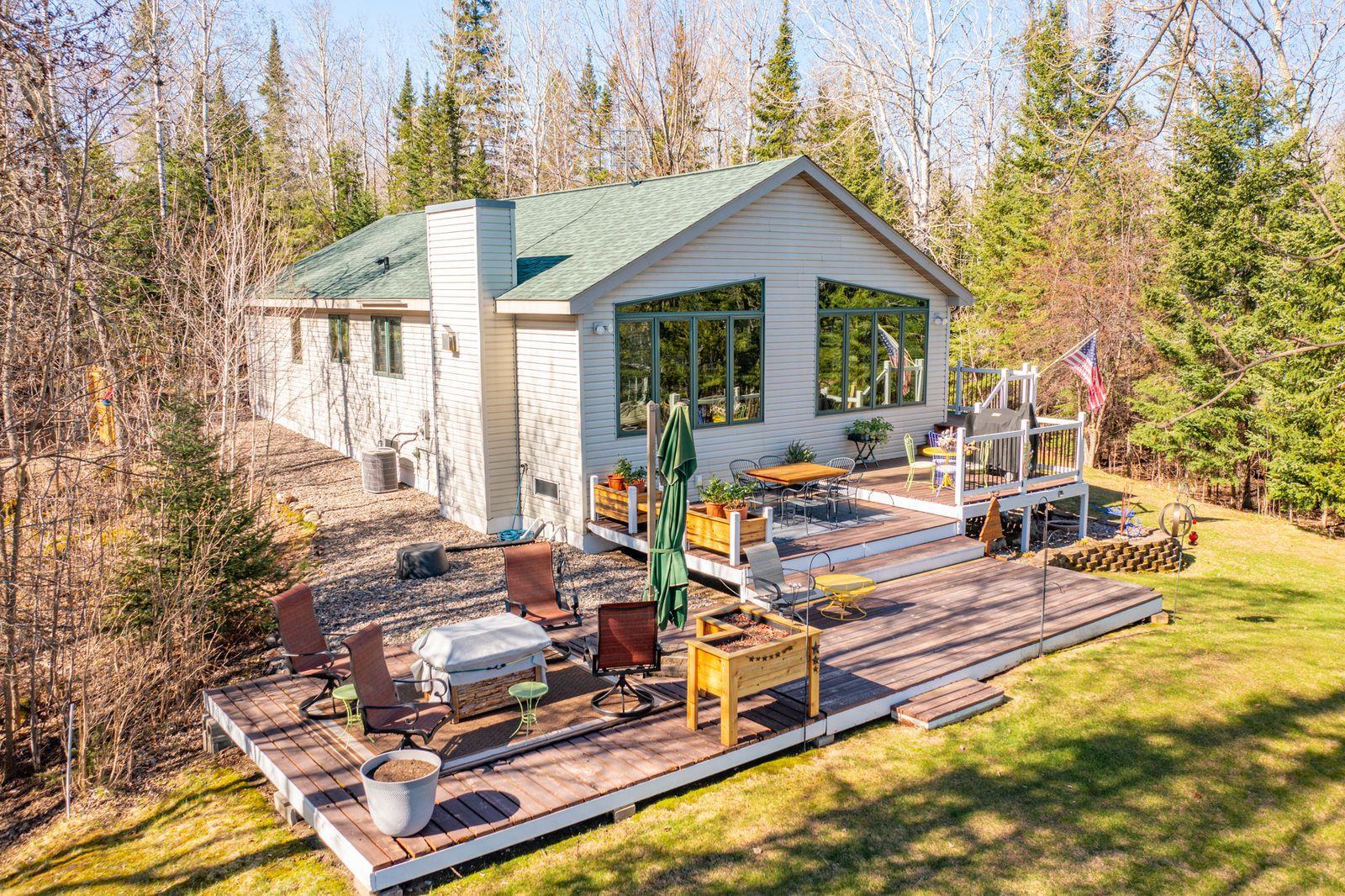 4452 Moccasin Point Rd Bypass