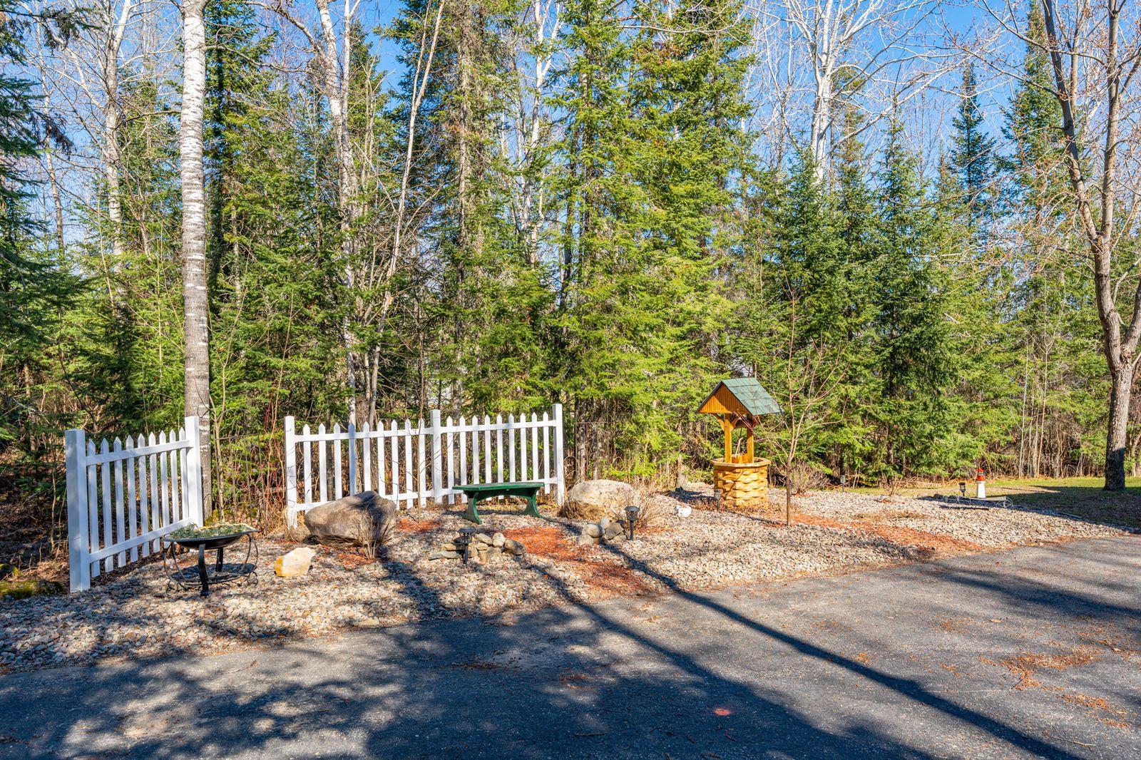 4452 Moccasin Point Rd Bypass