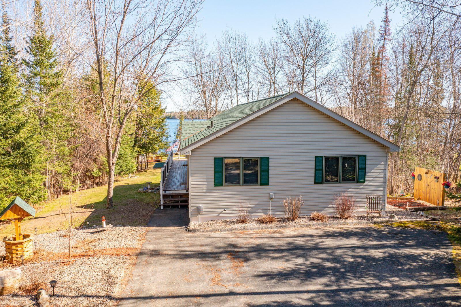 4452 Moccasin Point Rd Bypass