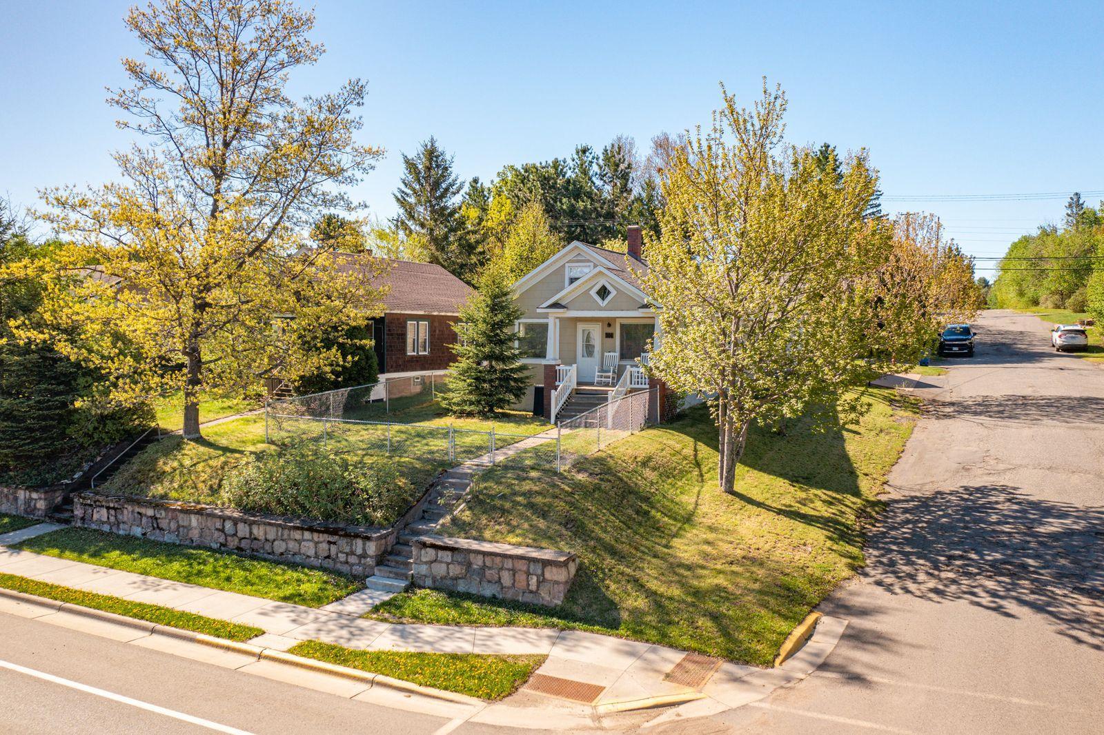 304 E James St Bypass