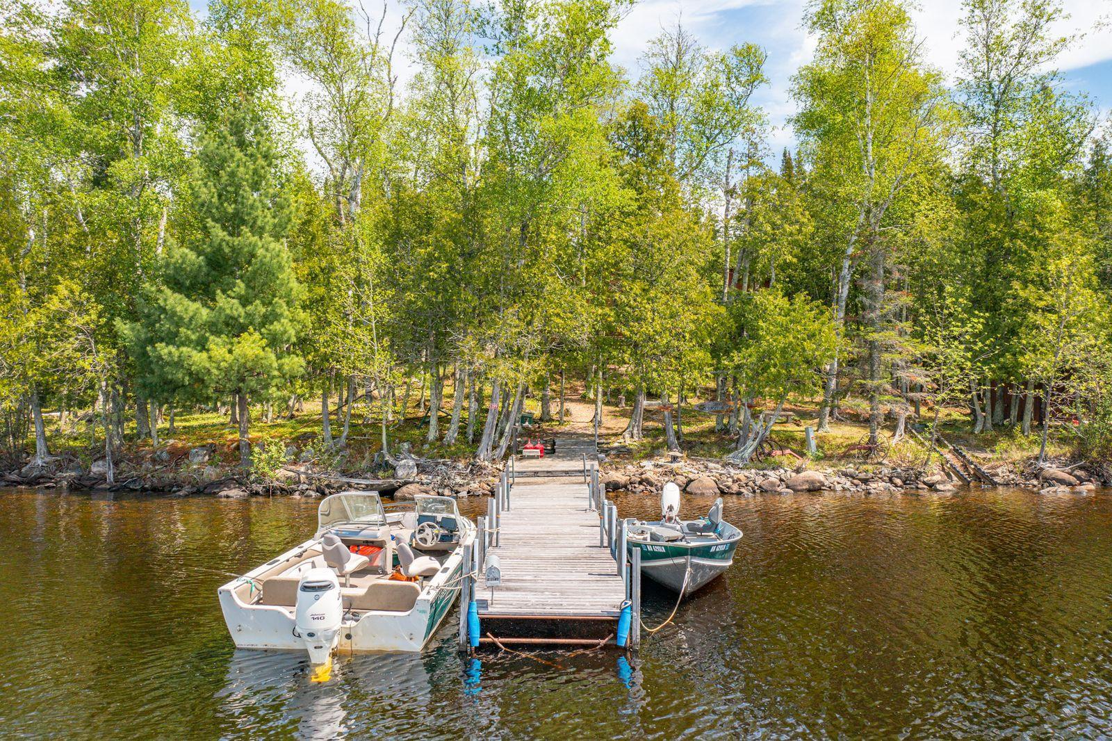 5399 Pine Island N