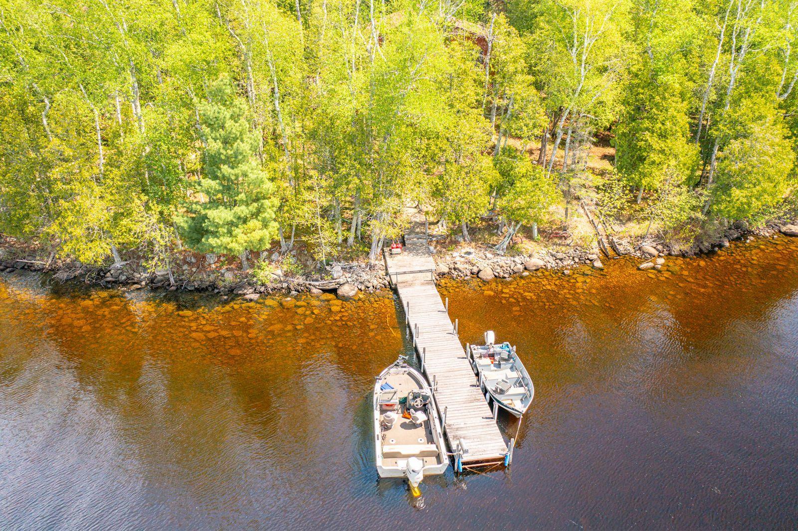 5399 Pine Island N