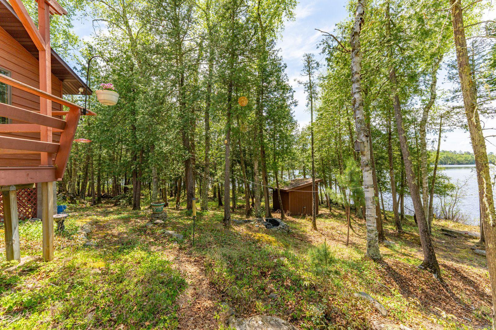 5399 Pine Island N