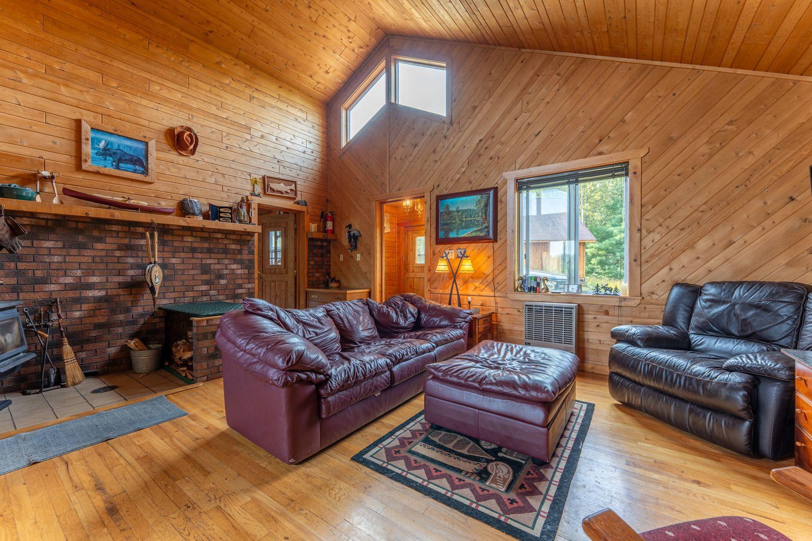 953 Kelly Trail