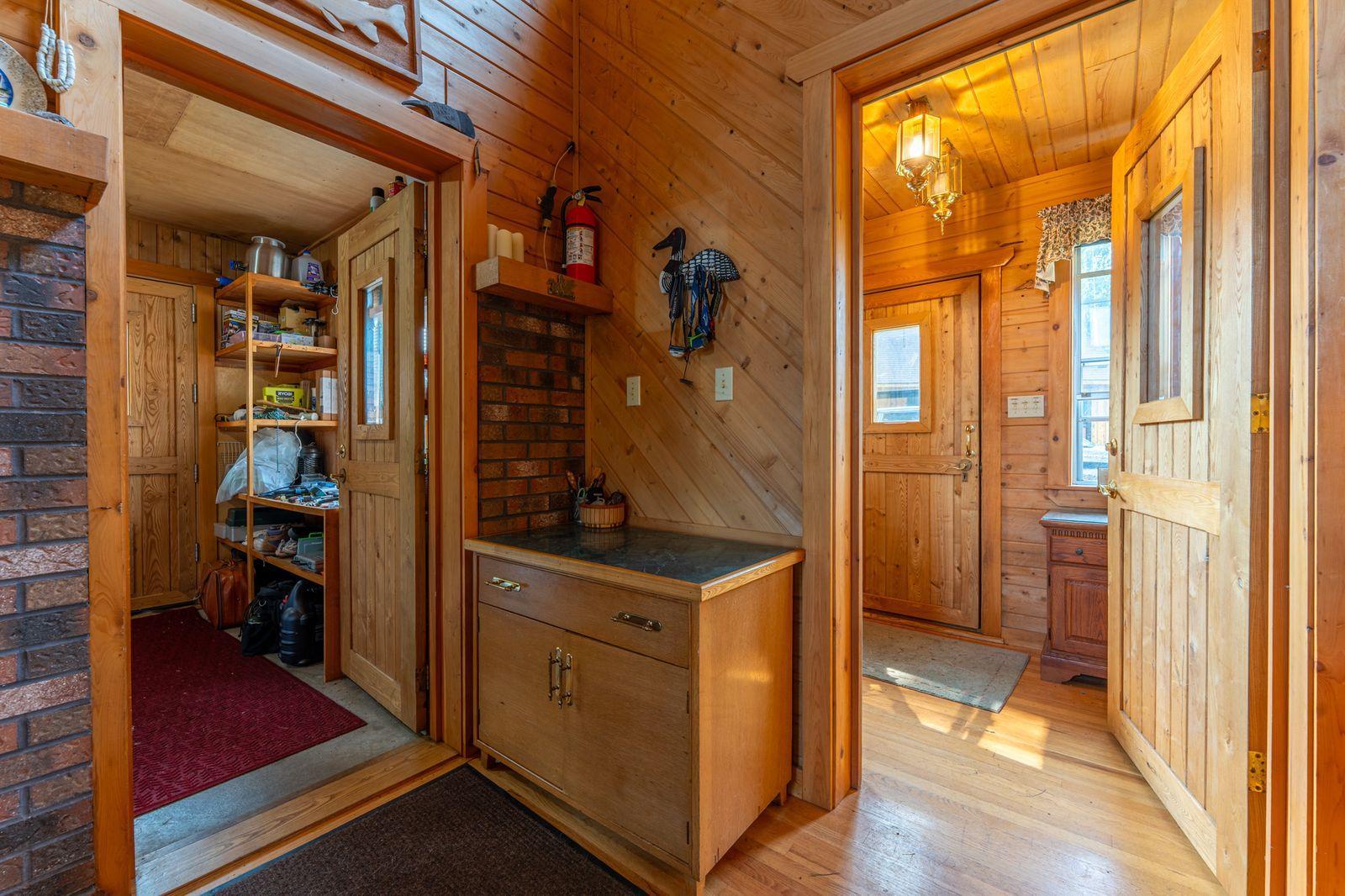 953 Kelly Trail