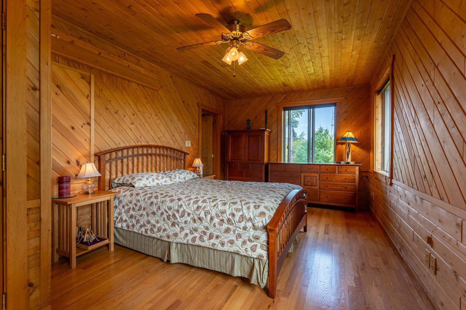 953 Kelly Trail