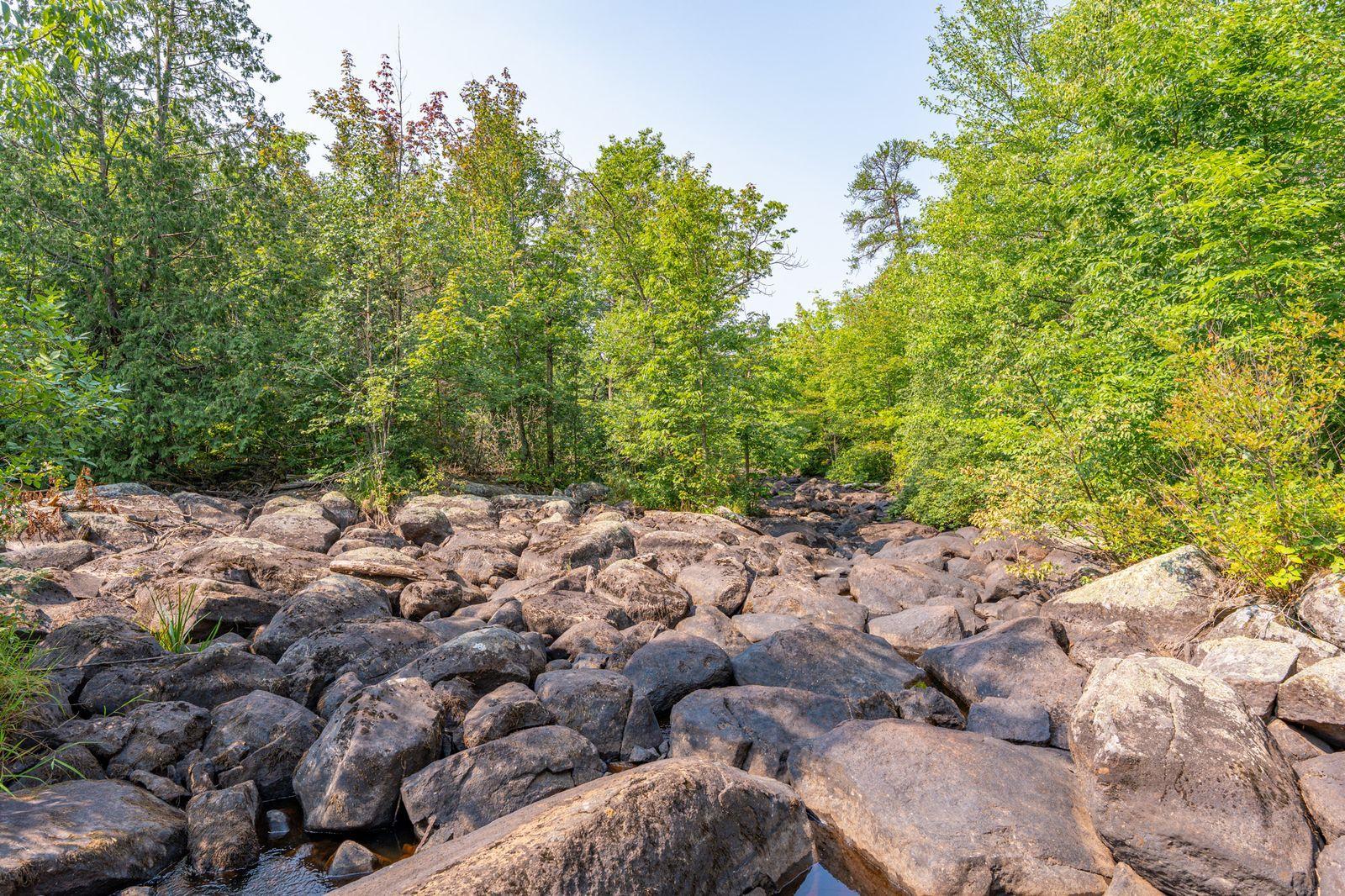 953 Kelly Trail