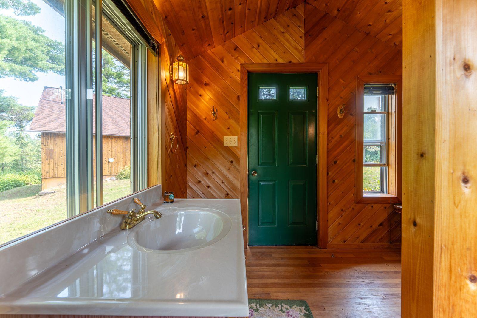 953 Kelly Trail