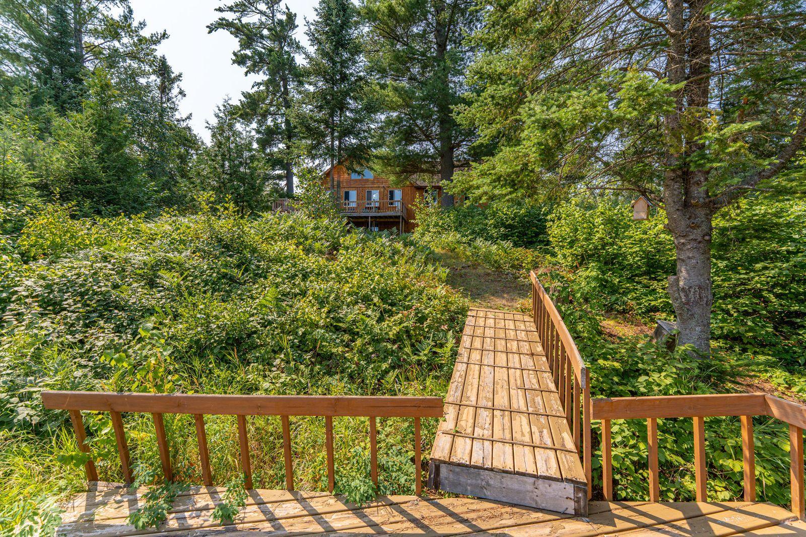 953 Kelly Trail