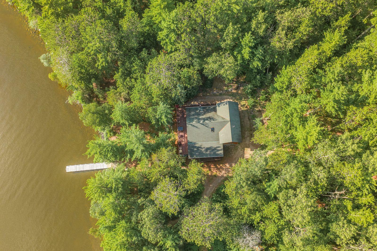 95822 Pine Island