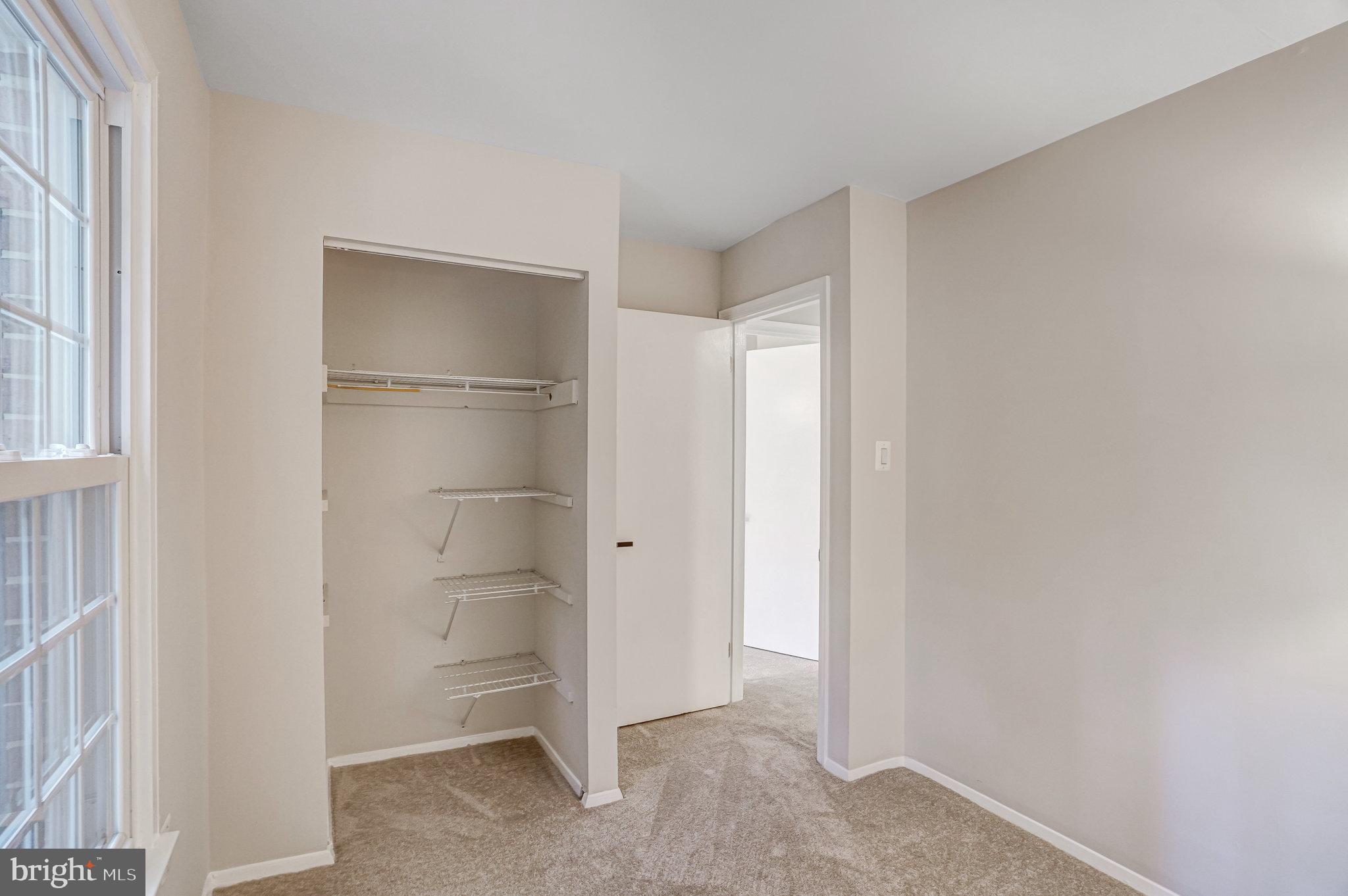 2349 HORSEFERRY COURT