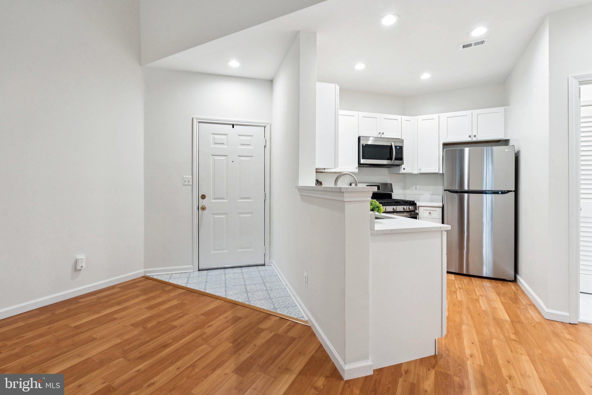 13085 AUTUMN WOODS WAY 305
