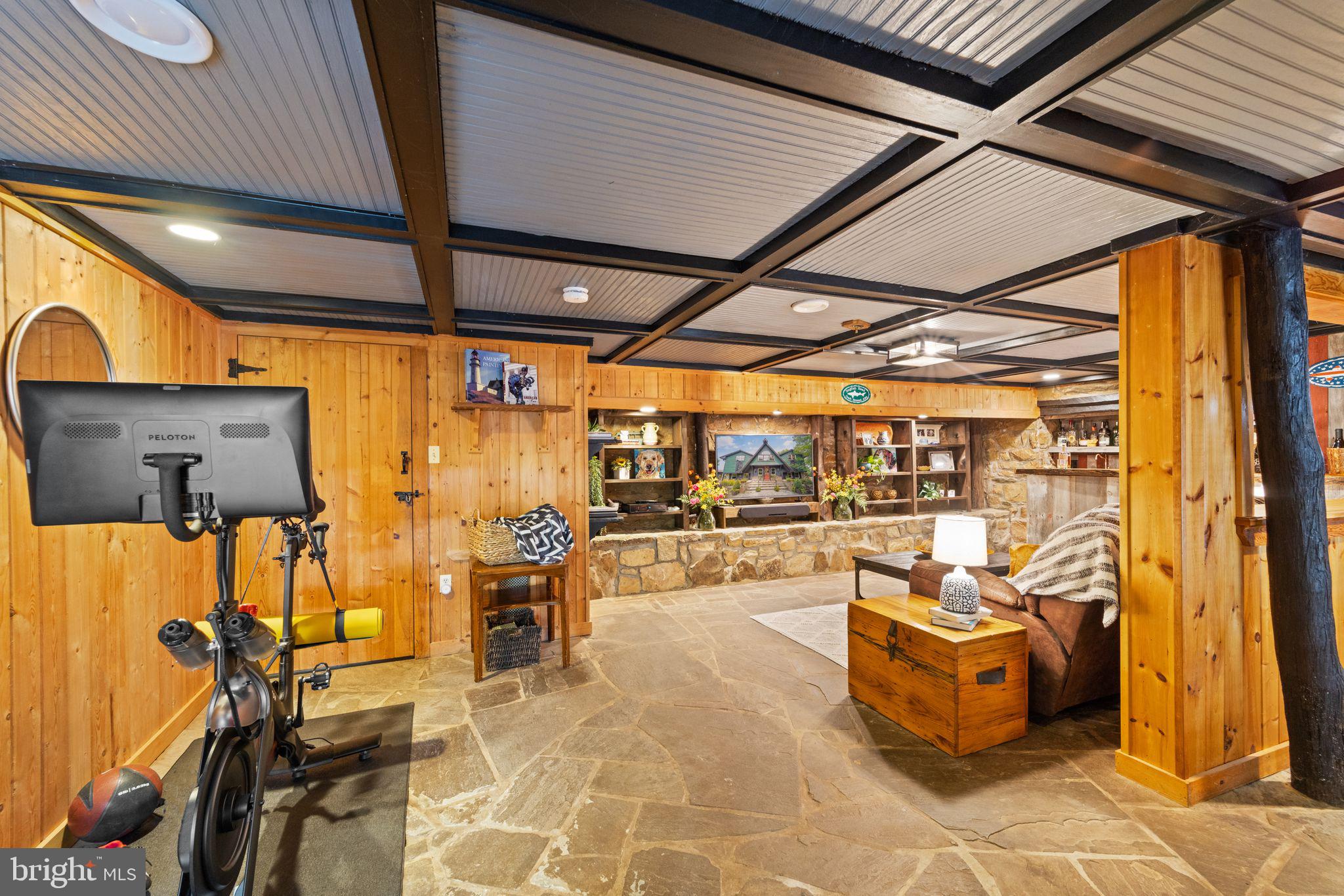19077 Loudoun Orchard Rd