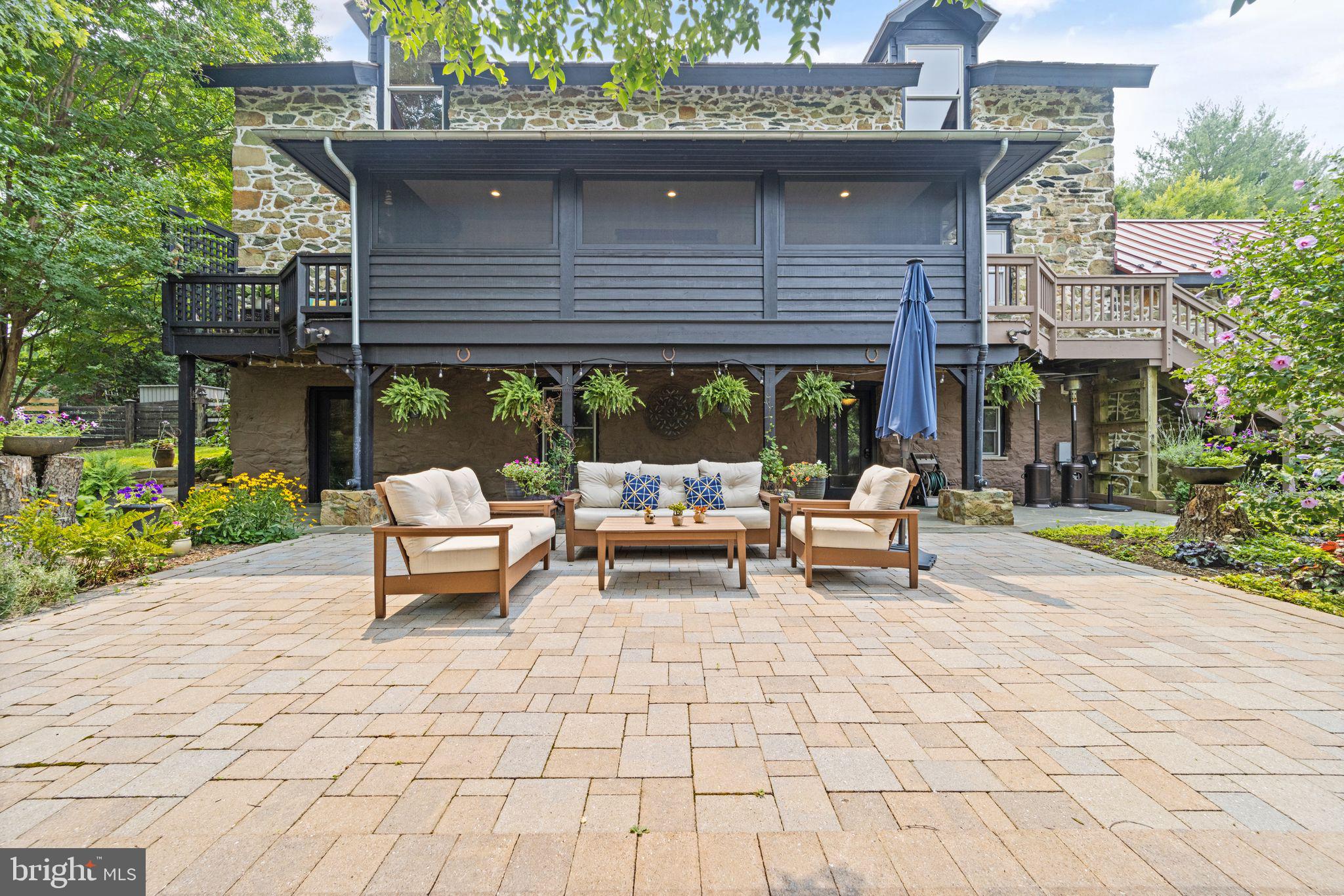 19077 Loudoun Orchard Rd