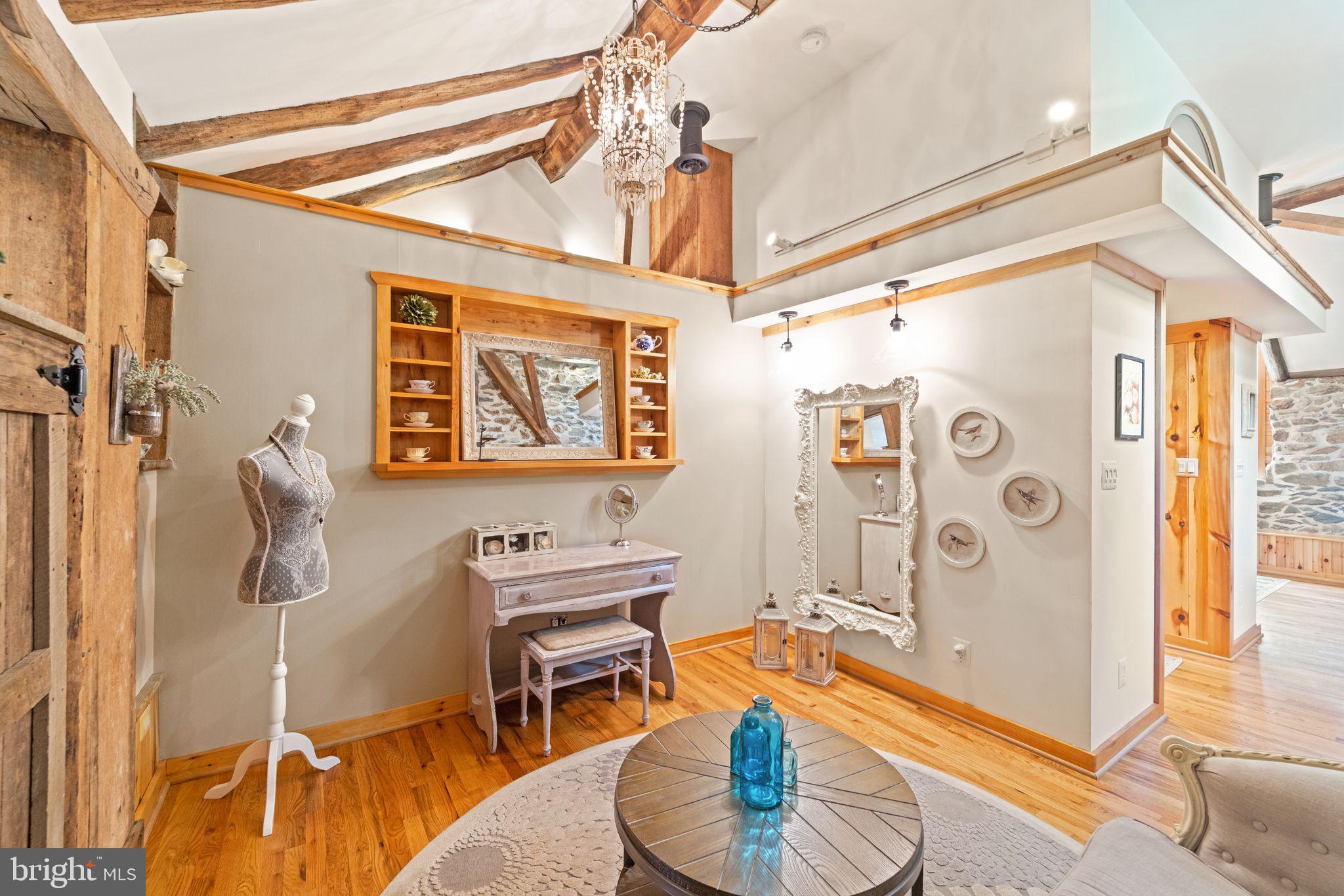 19077 Loudoun Orchard Rd