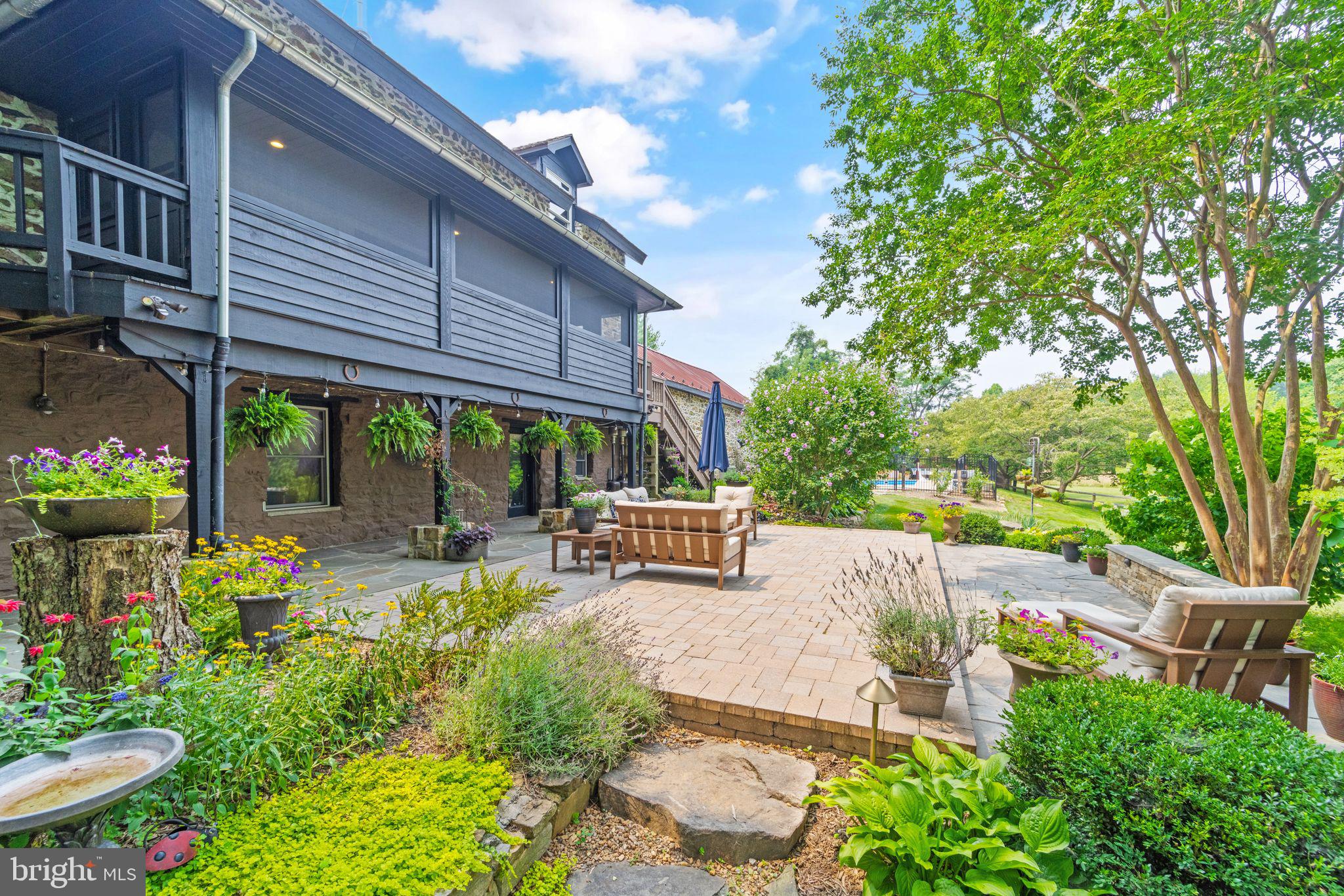19077 Loudoun Orchard Rd