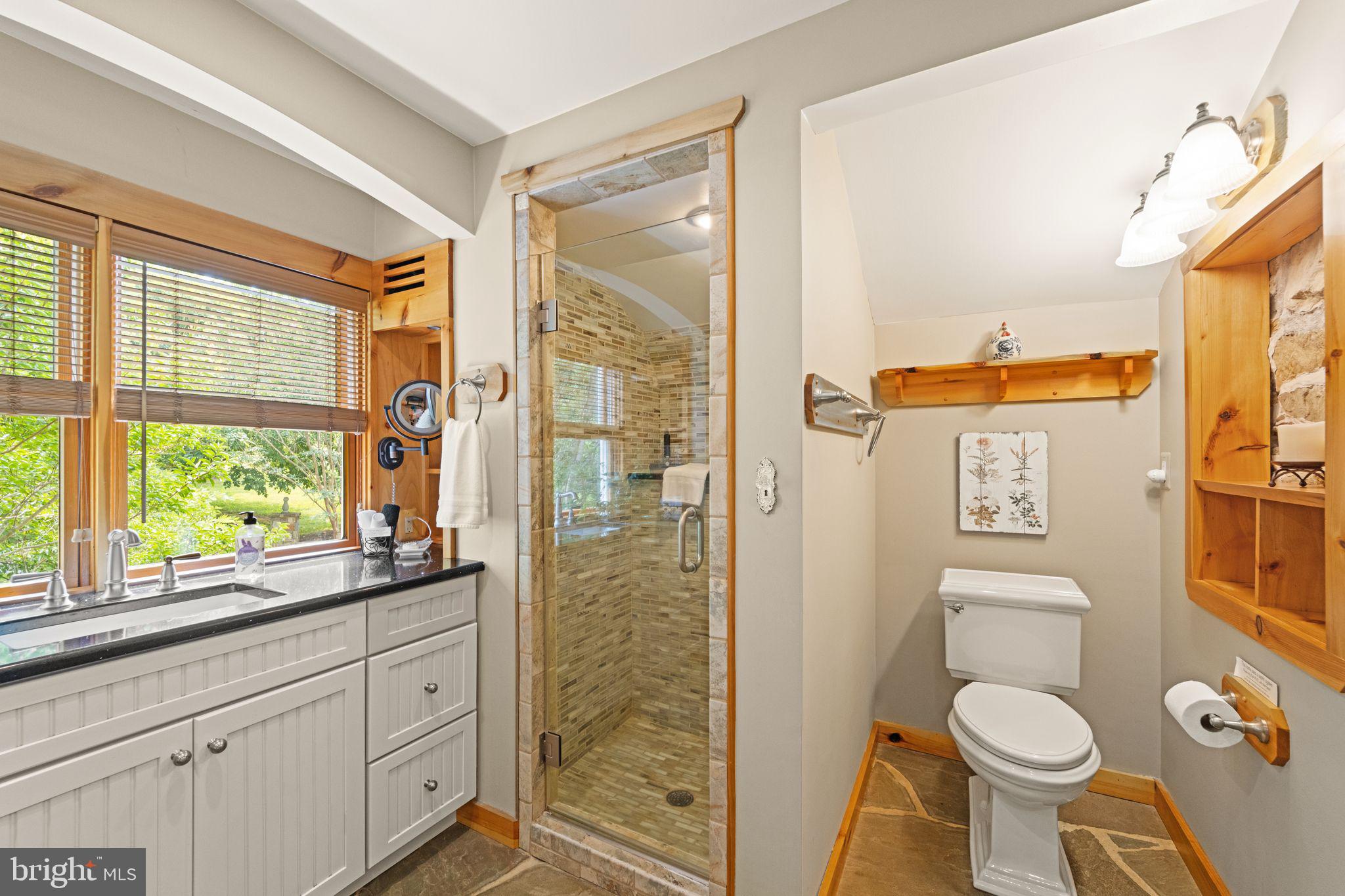 19077 Loudoun Orchard Rd