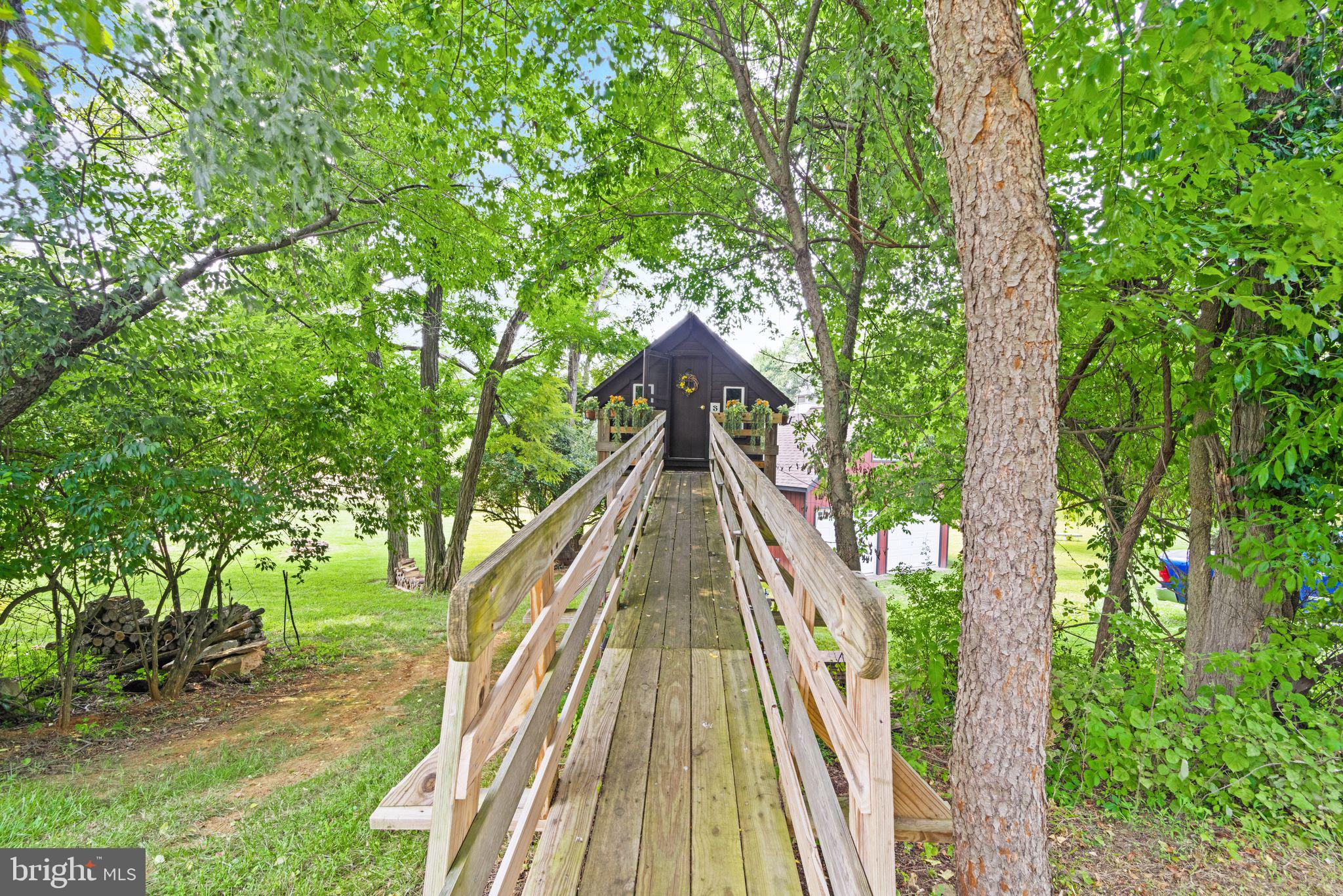 19077 Loudoun Orchard Rd