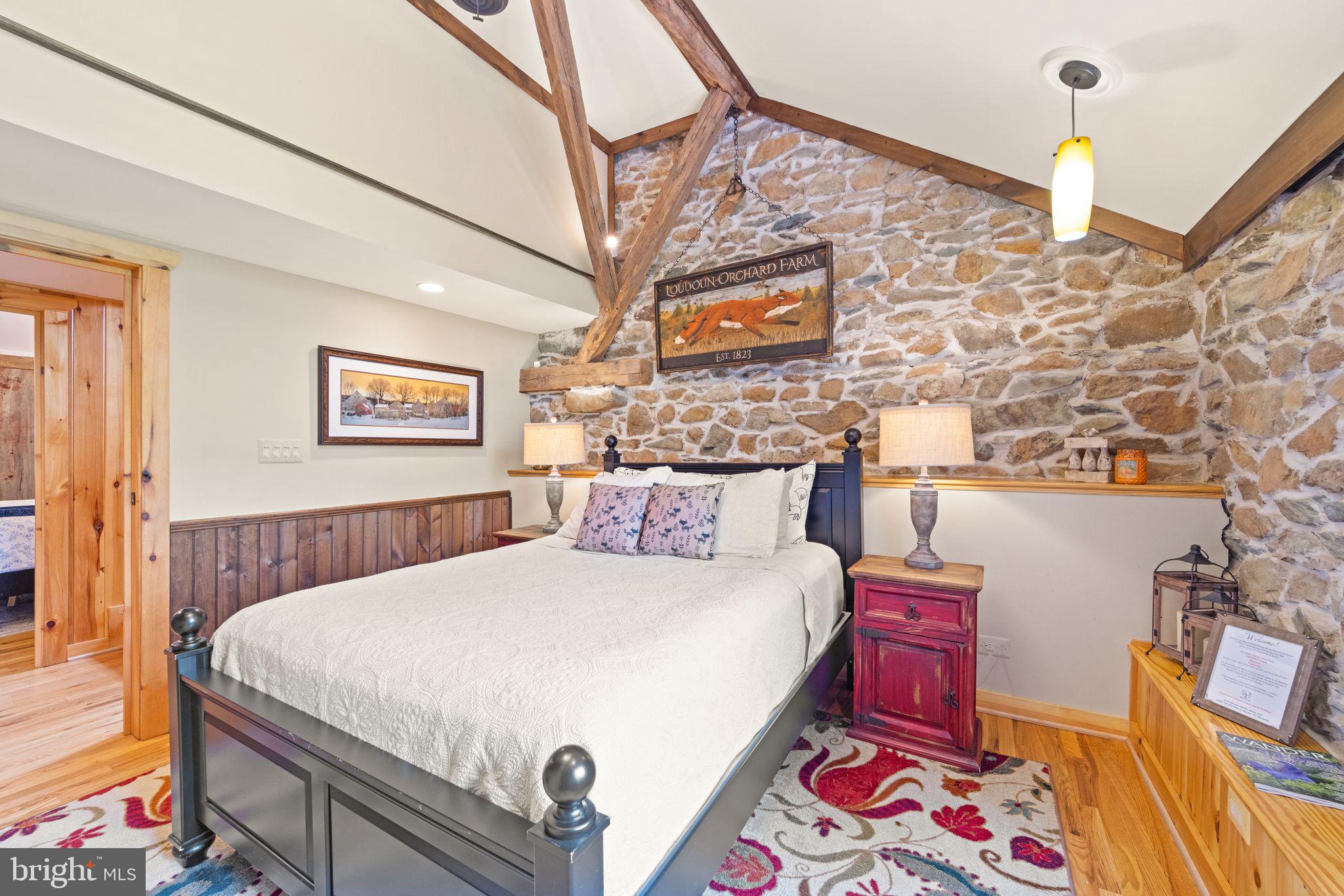 19077 Loudoun Orchard Rd