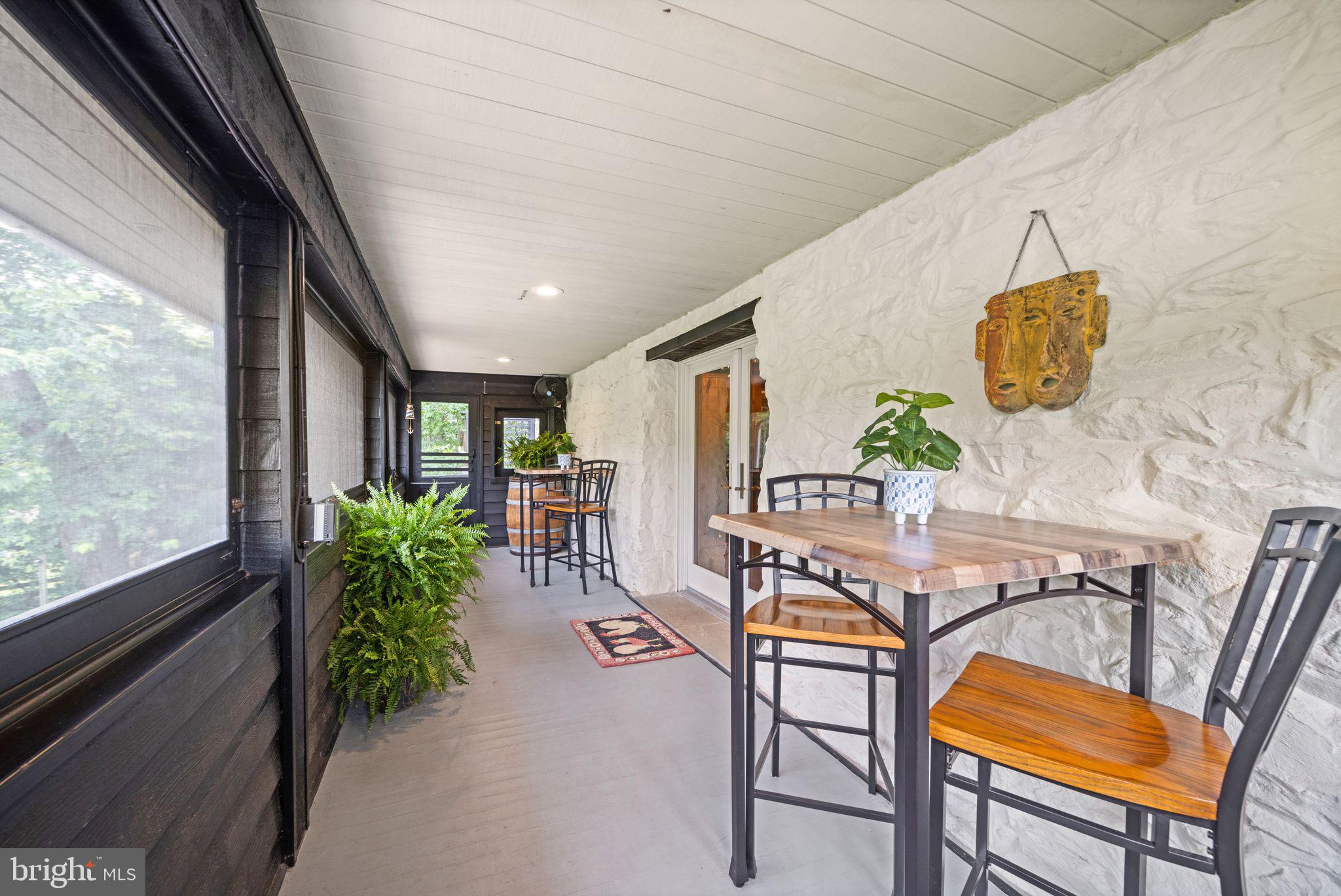 19077 Loudoun Orchard Rd