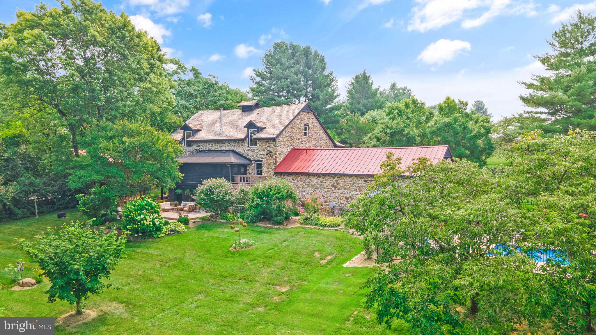 19077 Loudoun Orchard Rd