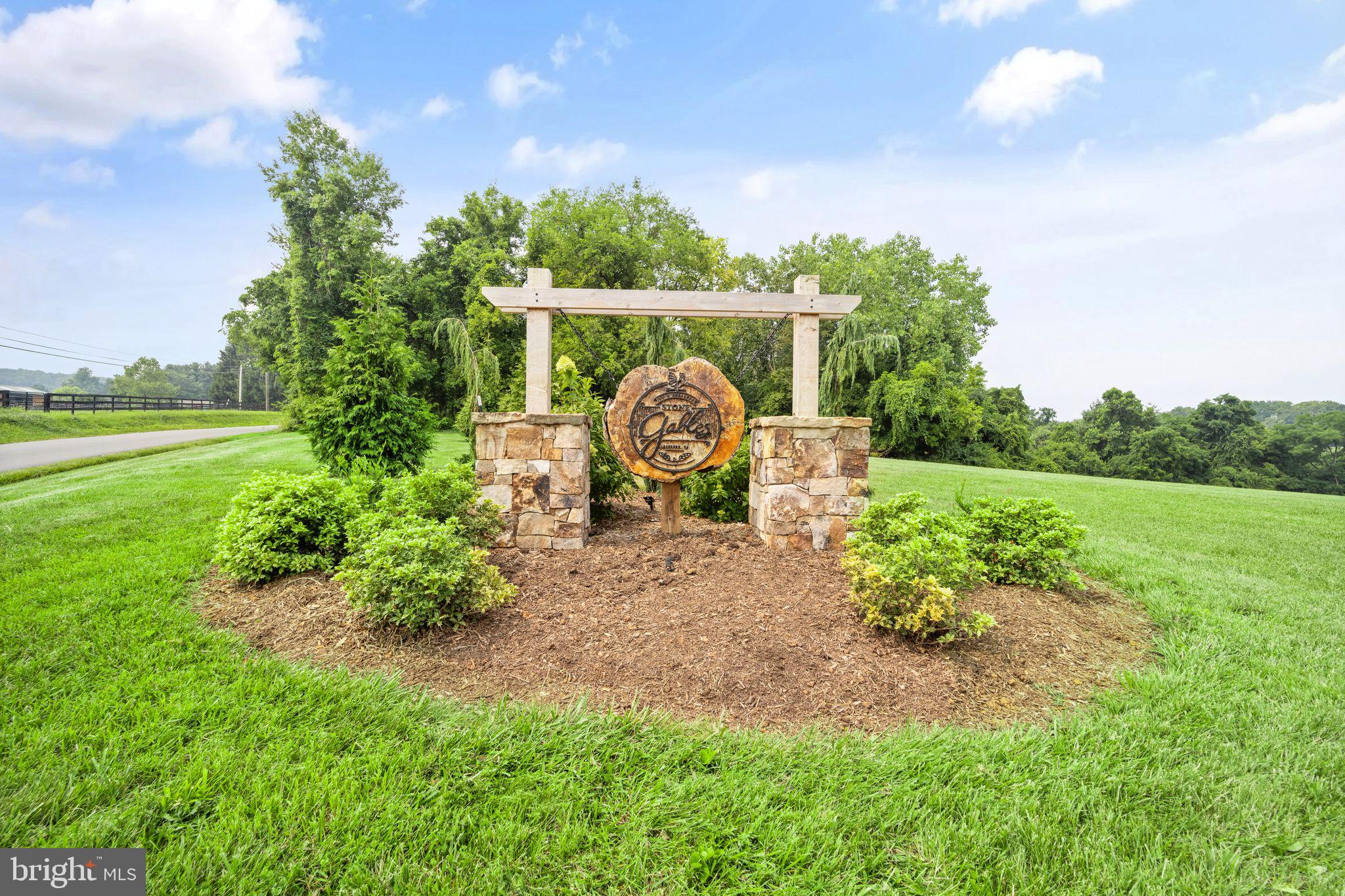 19077 Loudoun Orchard Rd