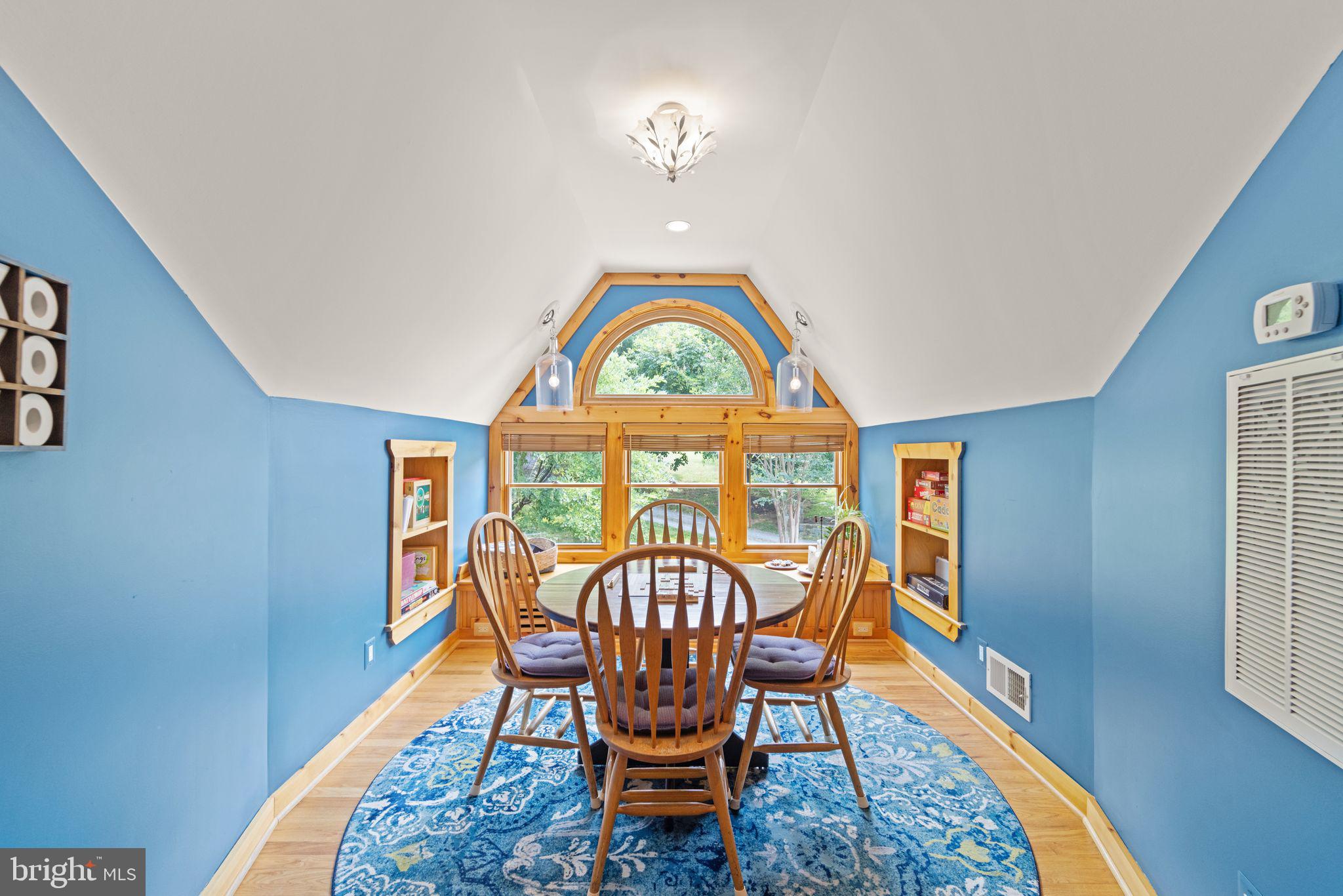 19077 Loudoun Orchard Rd