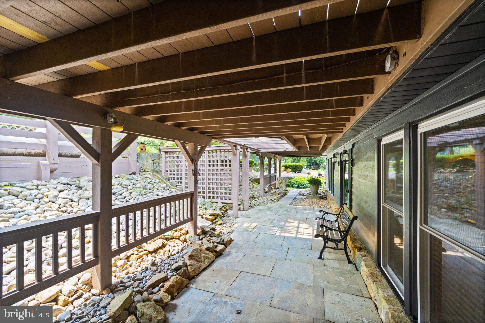 19077 Loudoun Orchard Rd