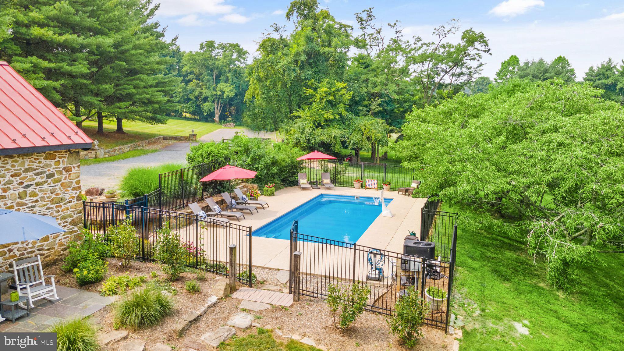 19077 Loudoun Orchard Rd