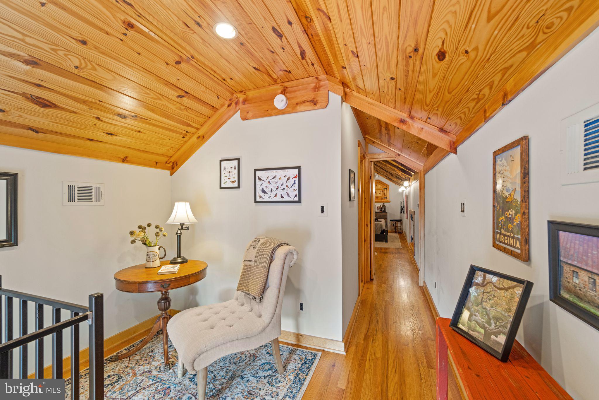 19077 Loudoun Orchard Rd