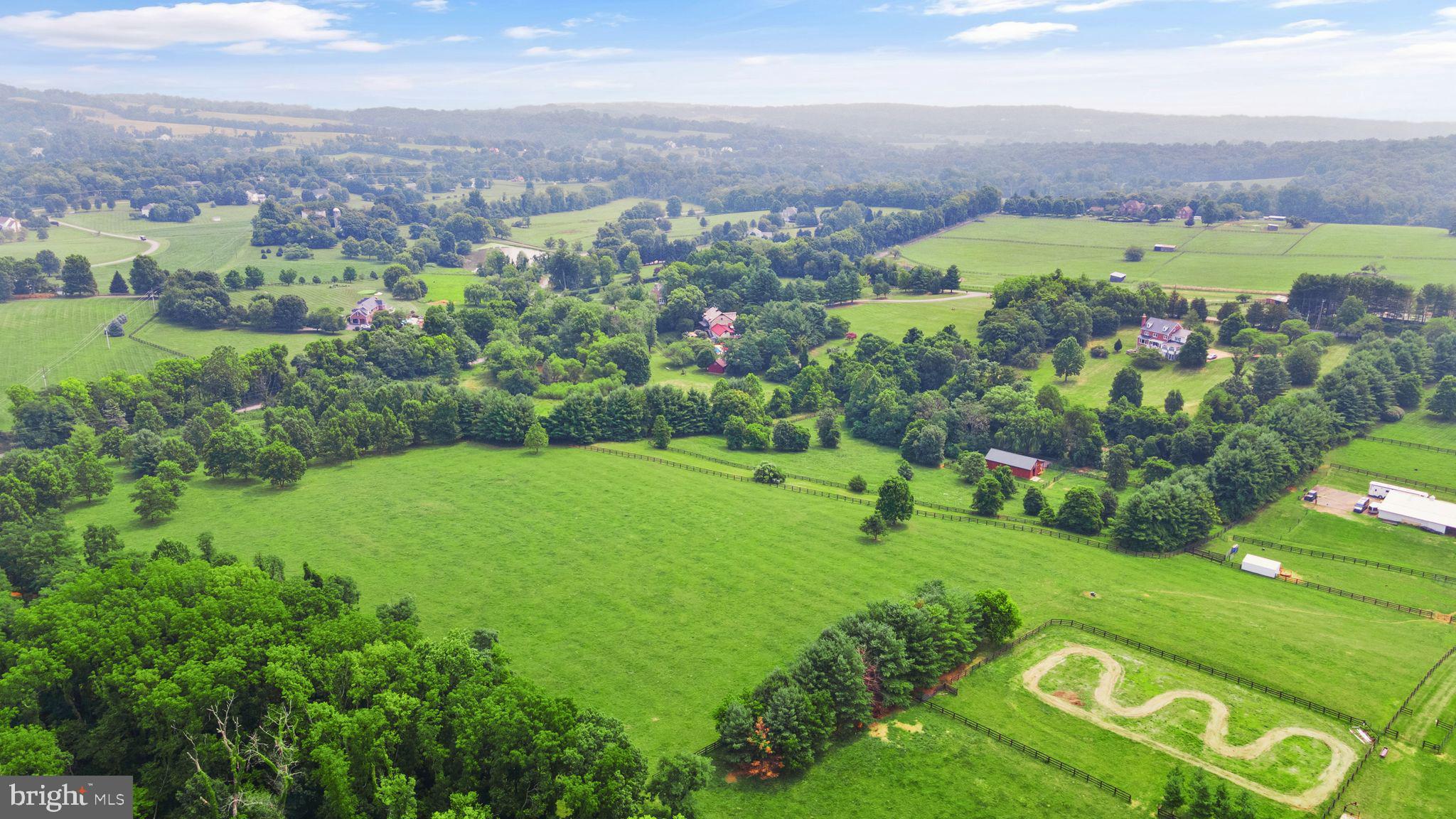 19077 Loudoun Orchard Rd