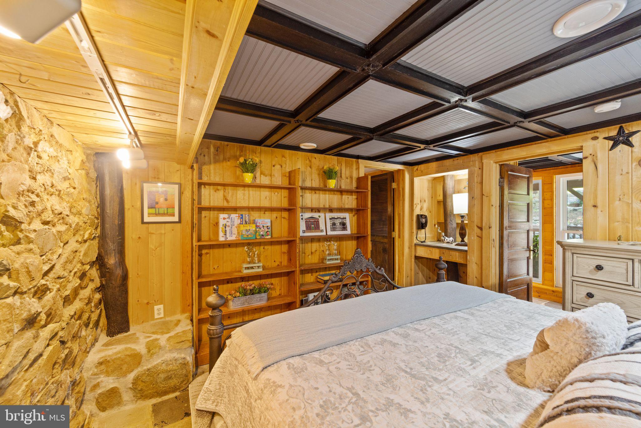 19077 Loudoun Orchard Rd