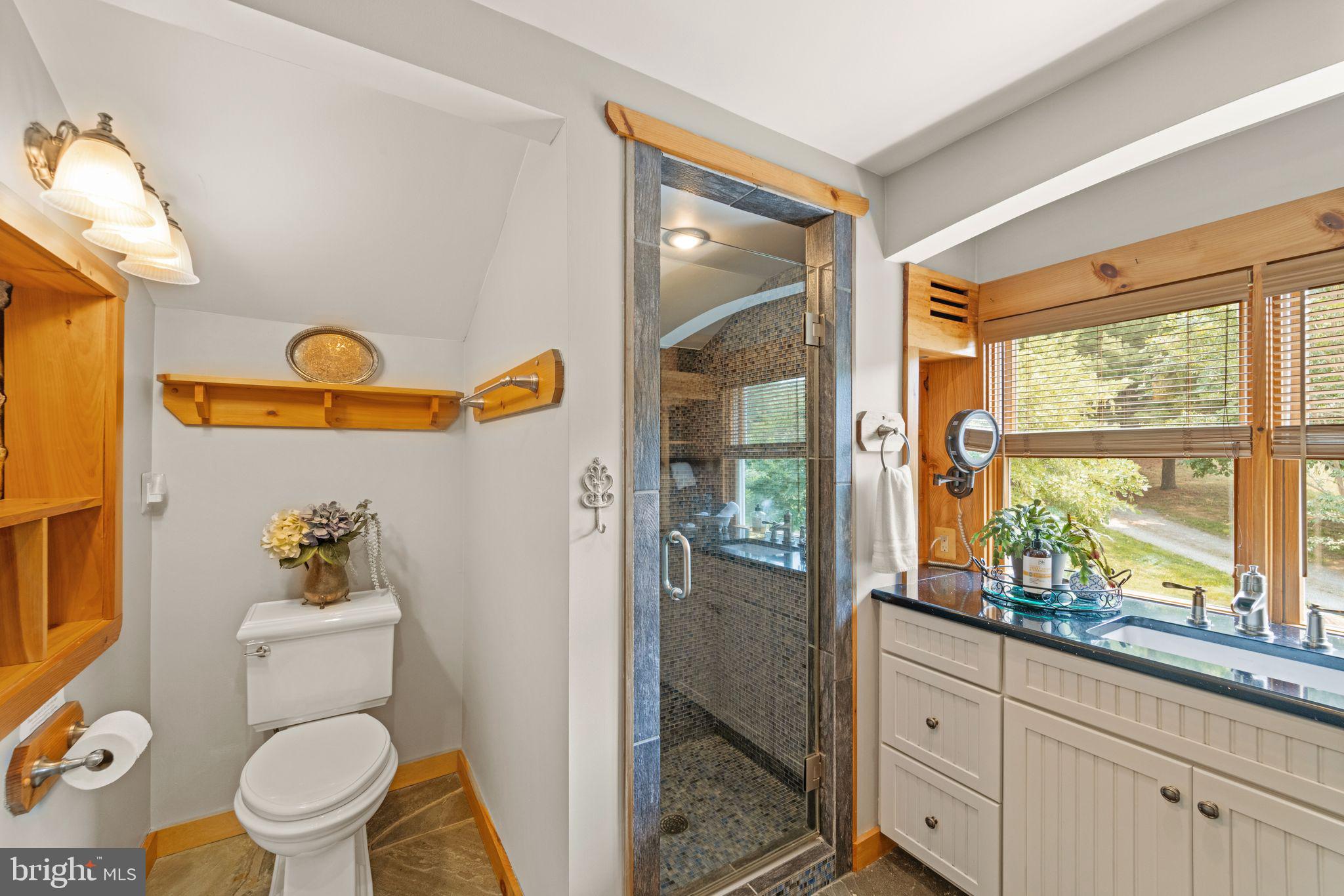 19077 Loudoun Orchard Rd