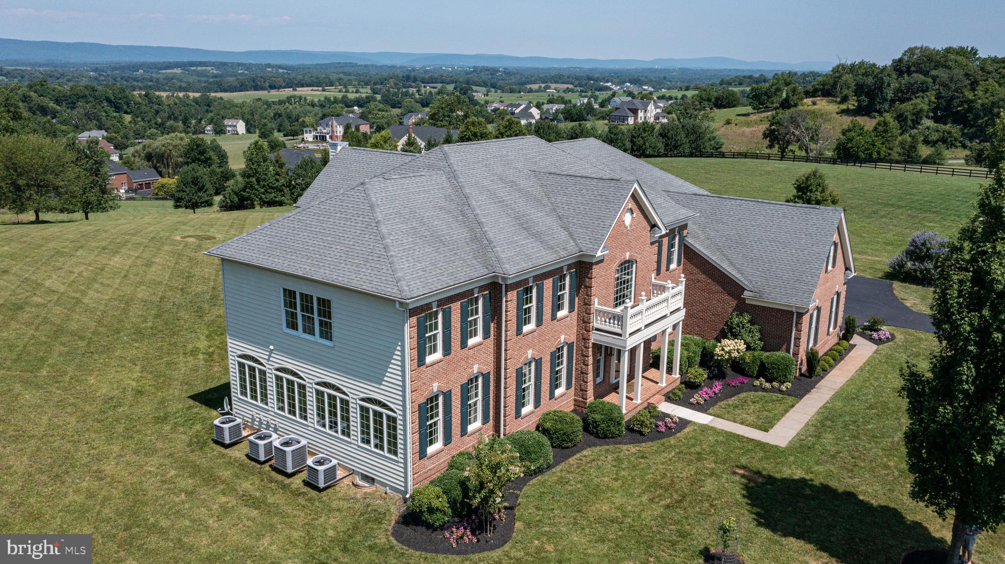 15197 Carver Ct