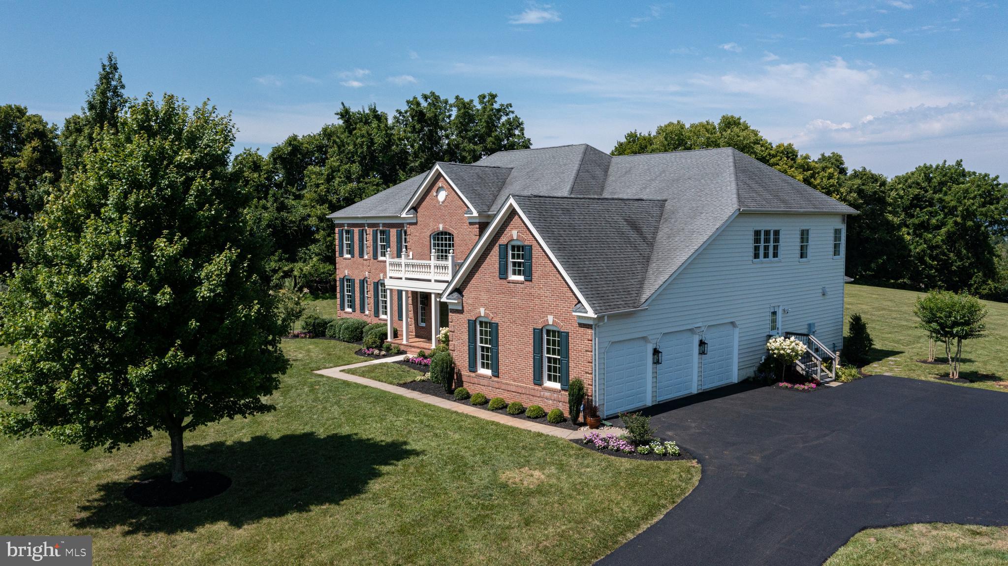 15197 Carver Ct