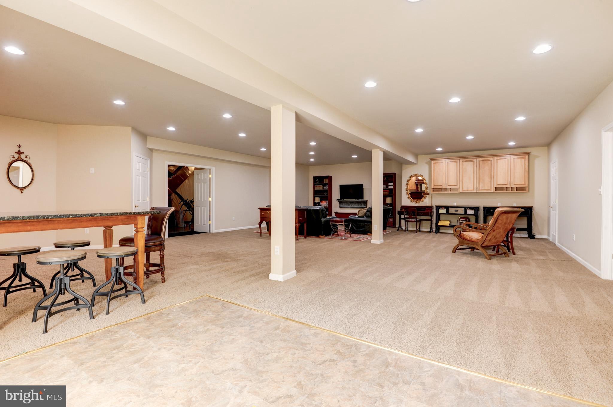15197 Carver Ct
