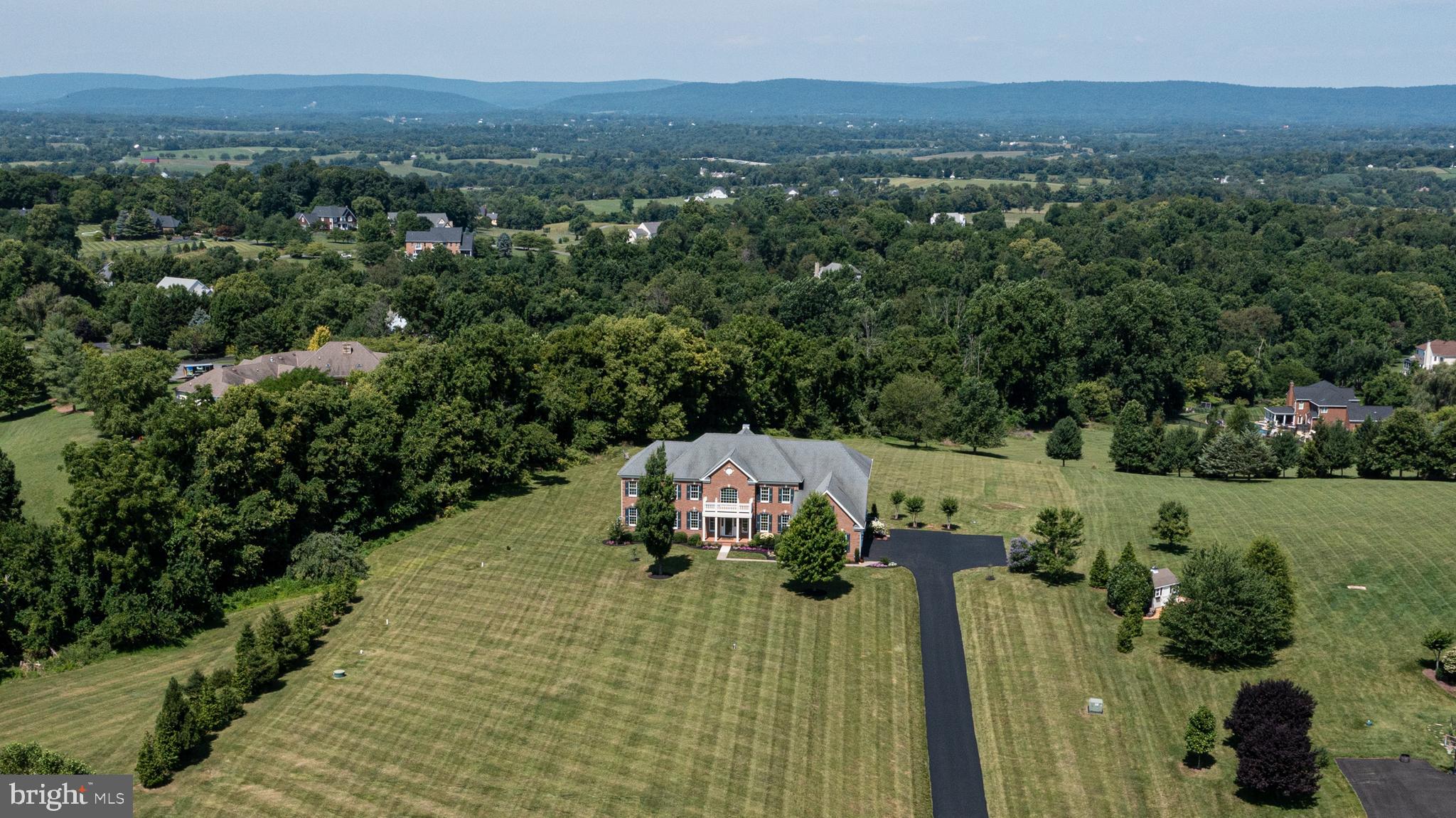 15197 Carver Ct