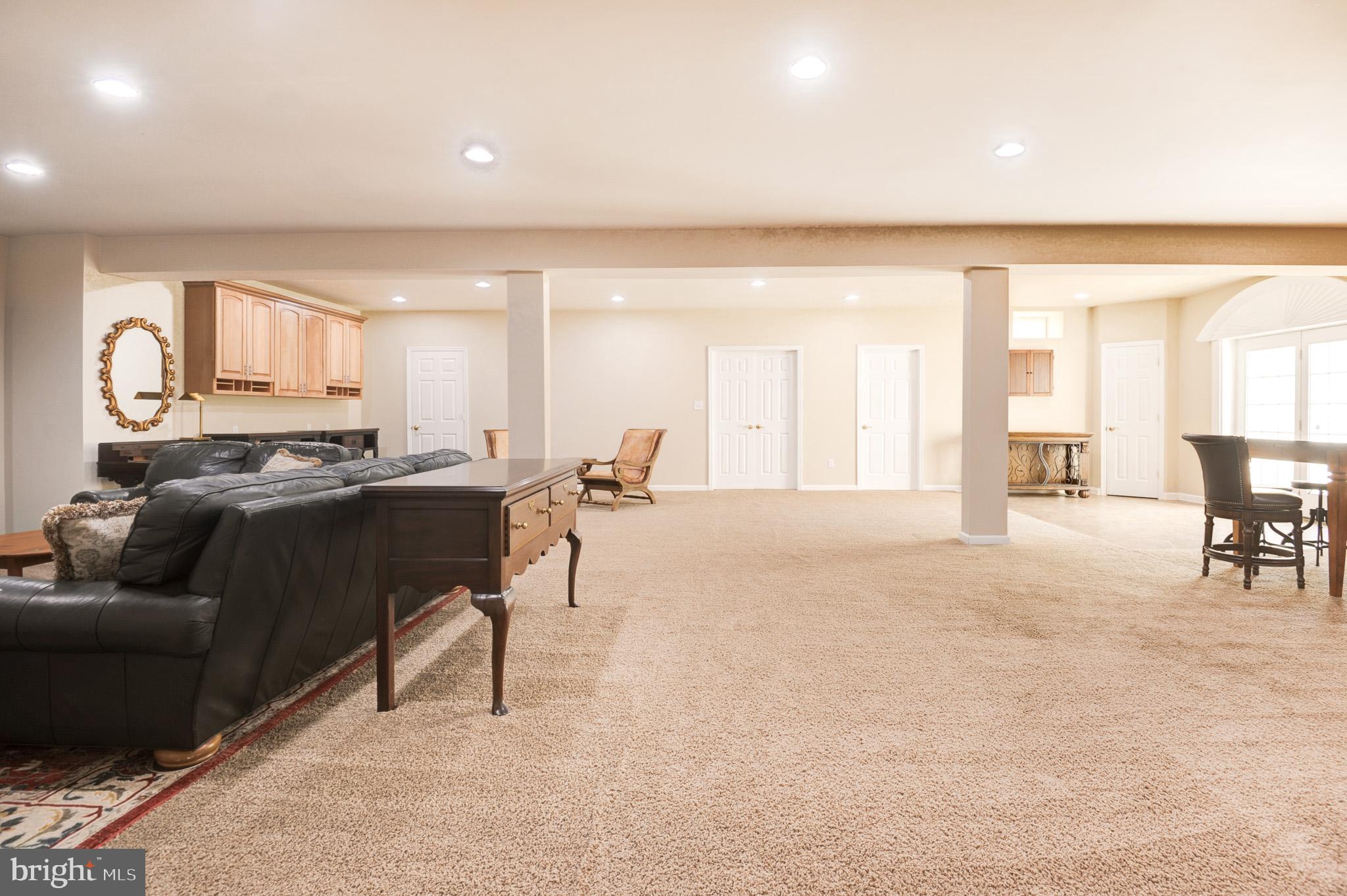 15197 Carver Ct