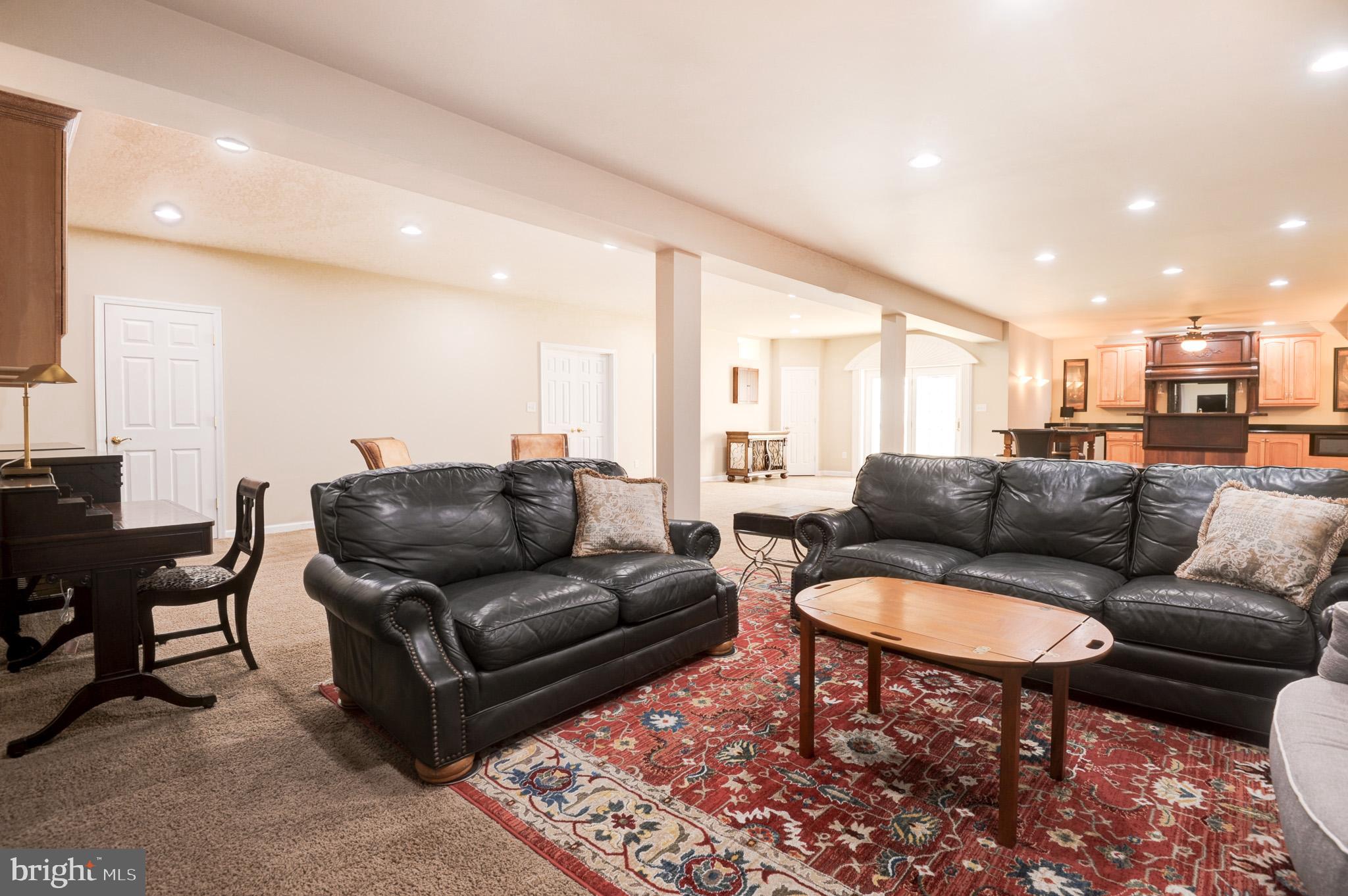 15197 Carver Ct
