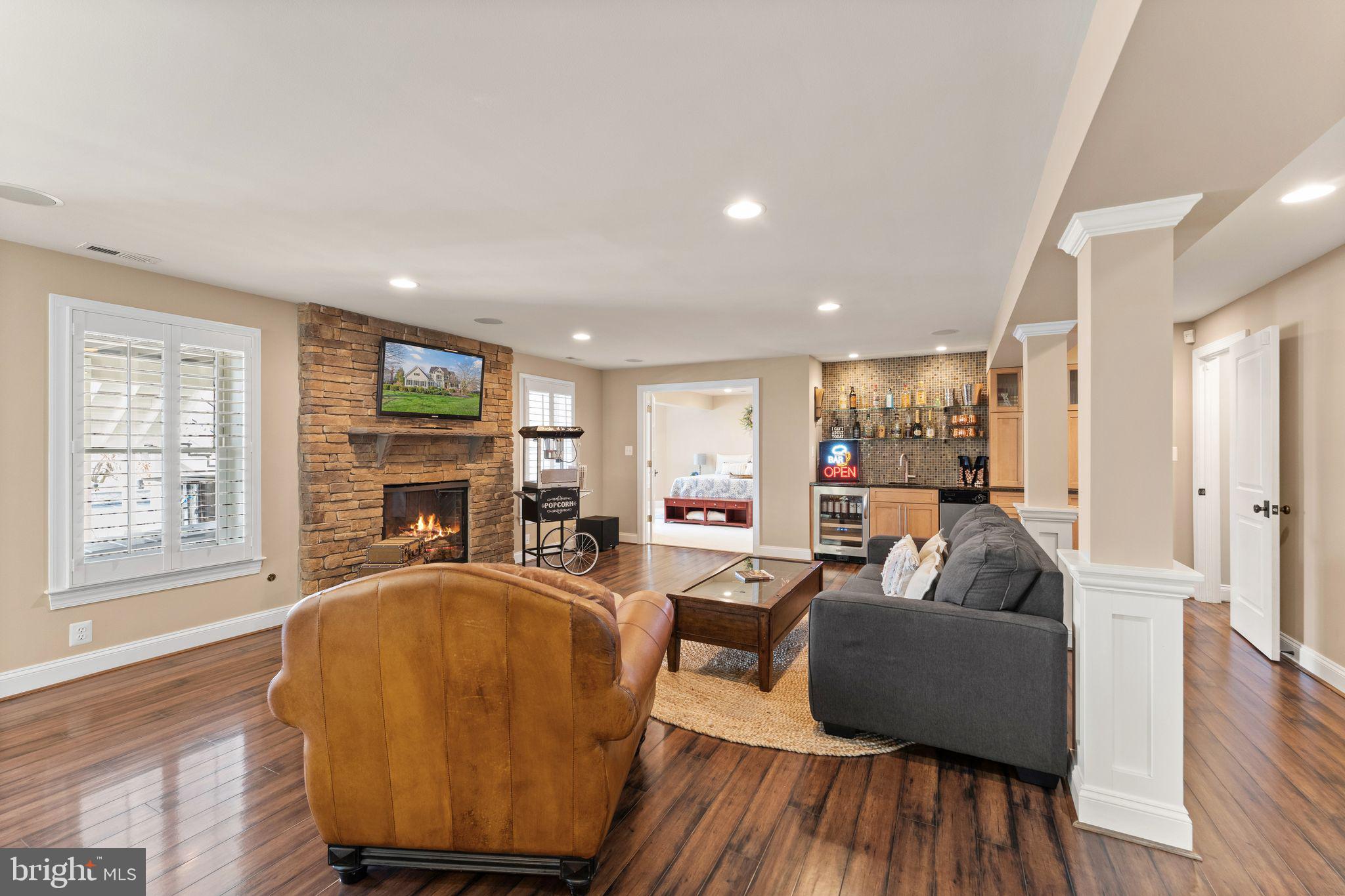 19085 Foxgreen Cir